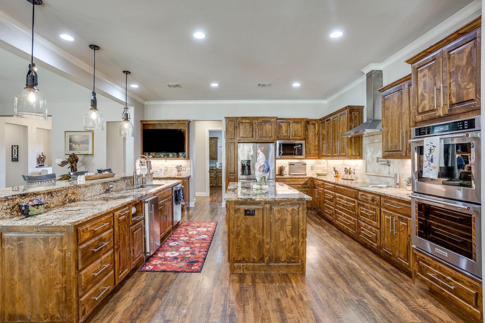 main property photo 15