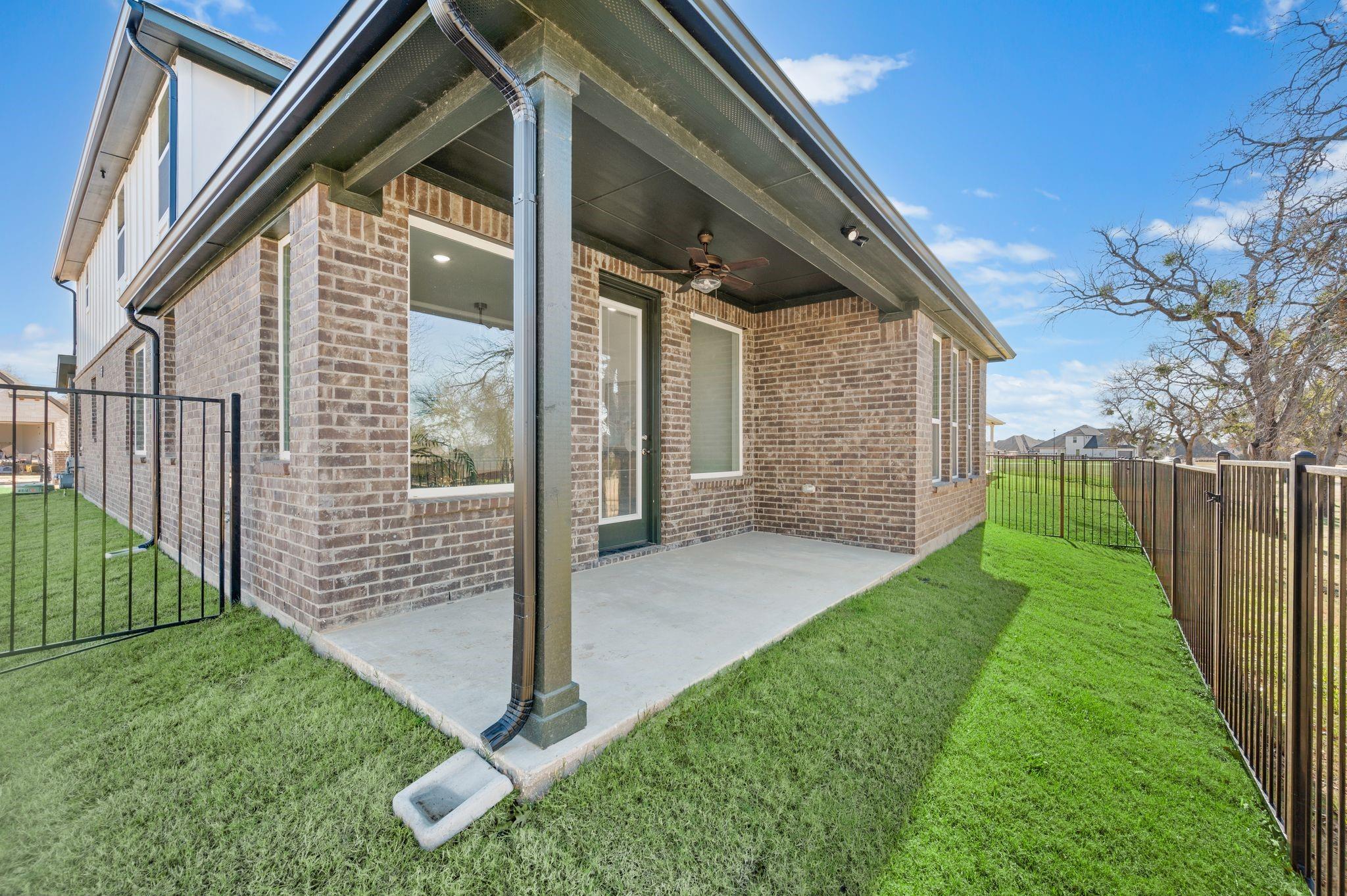 main property photo 34
