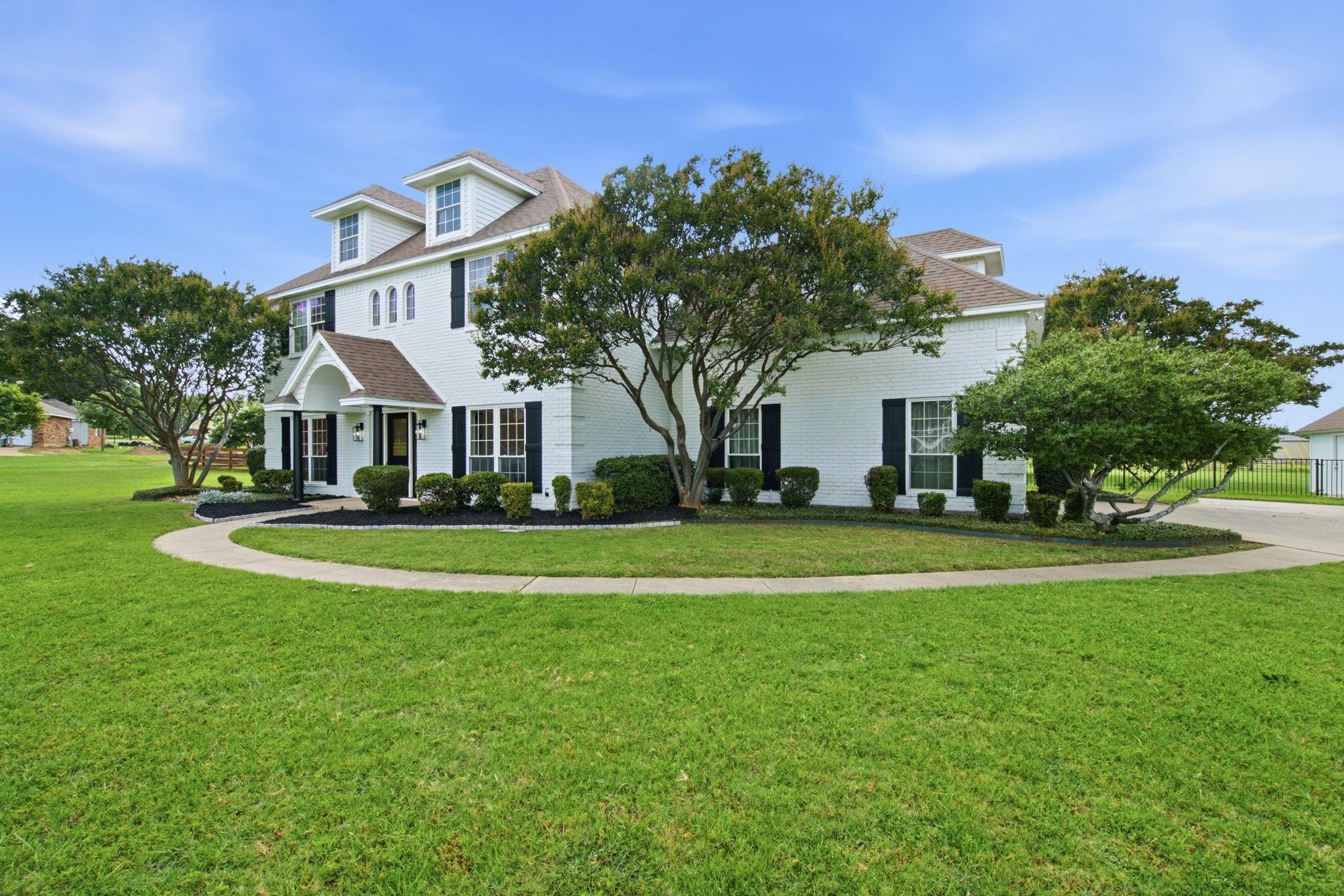 main property photo 36