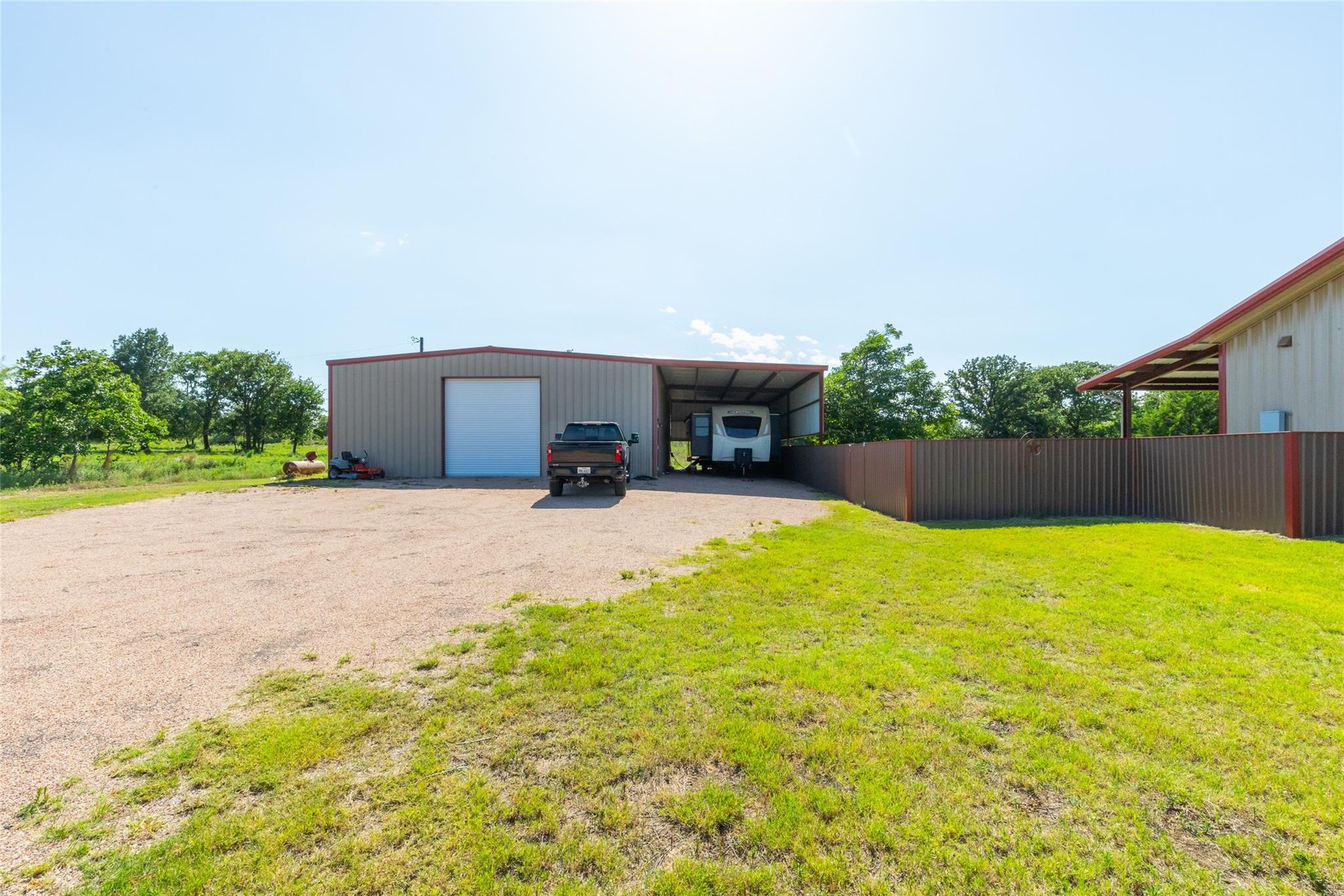 main property photo 36
