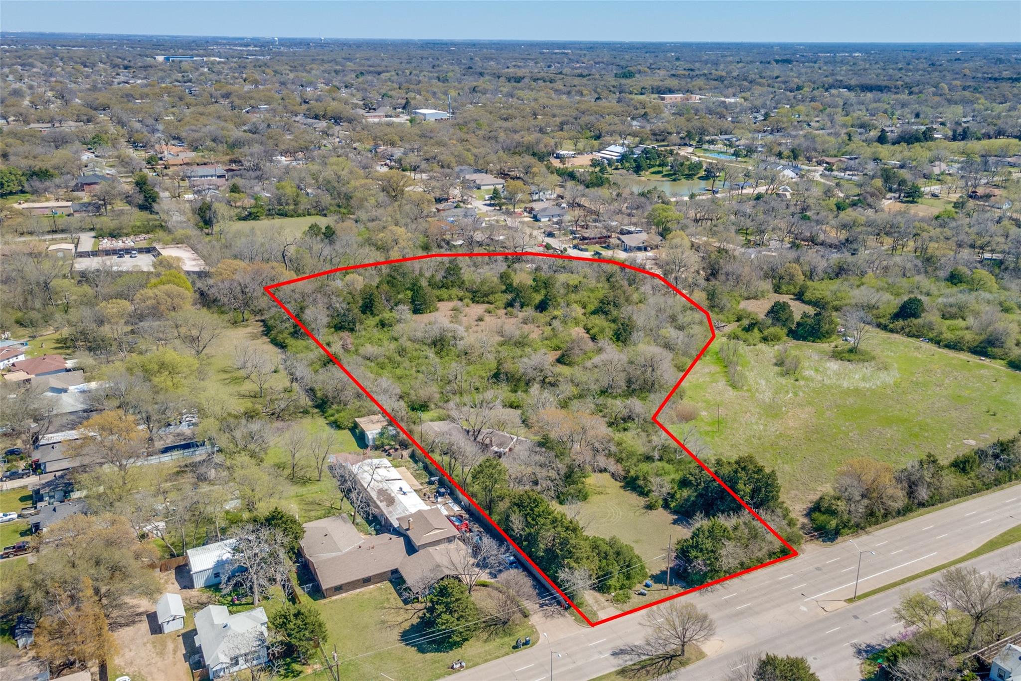 main property photo 4
