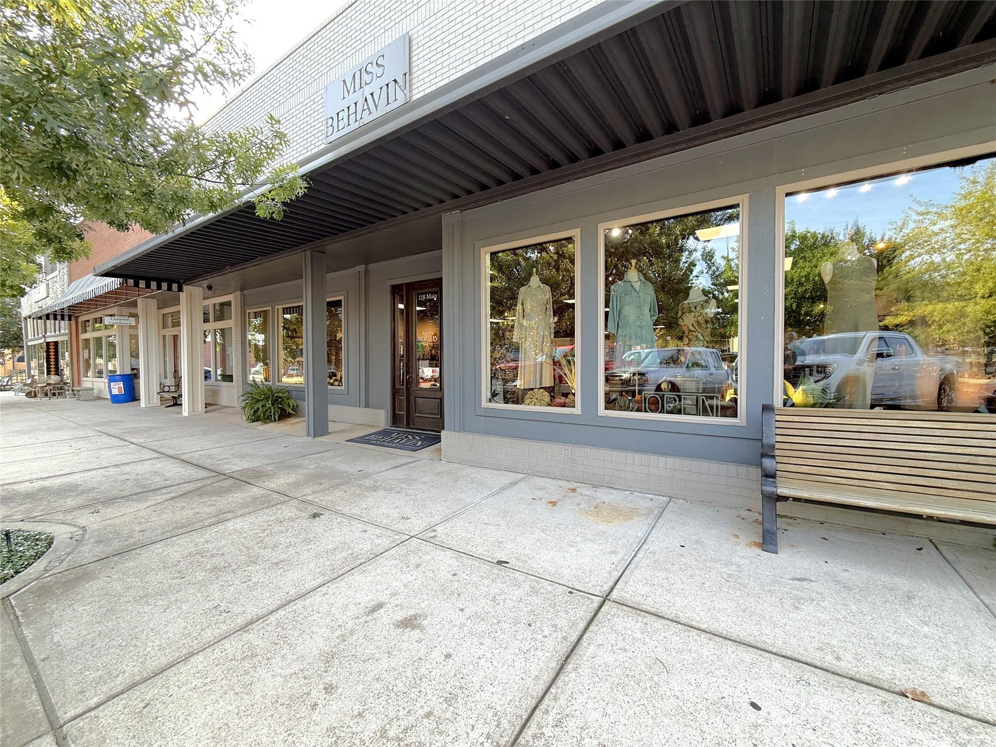 main property photo 34