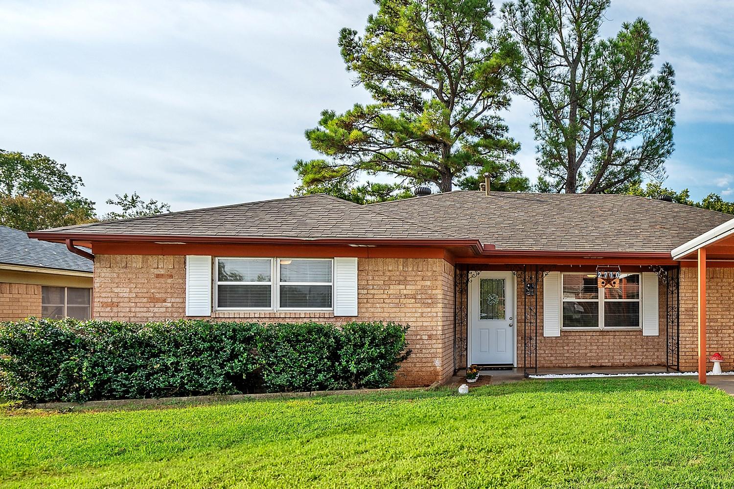 main property photo 20