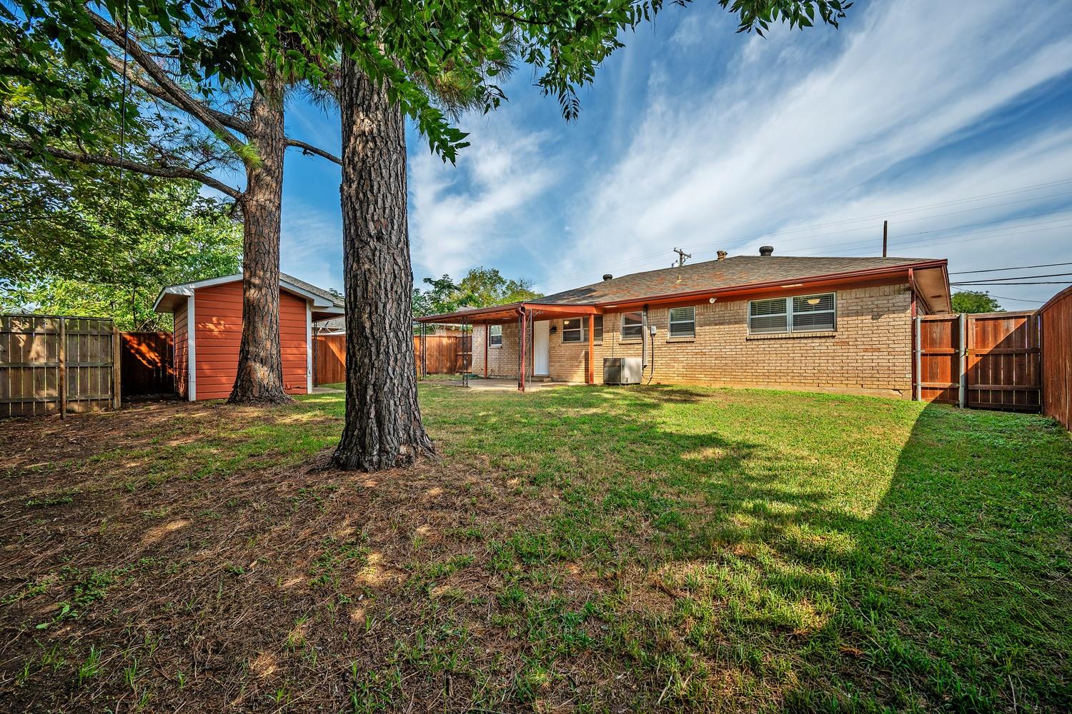 main property photo 30