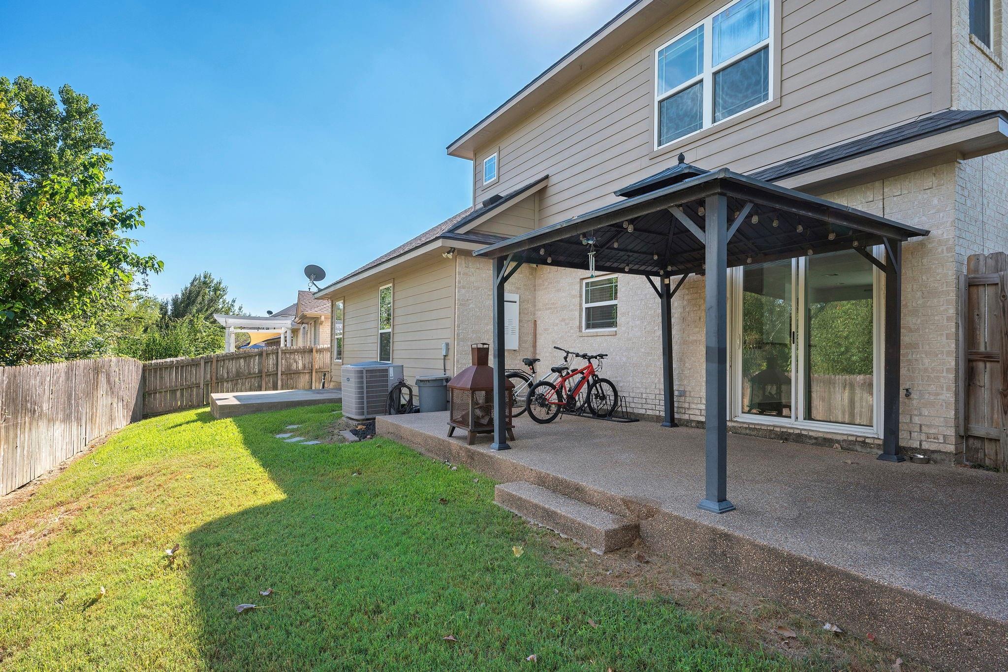 main property photo 31