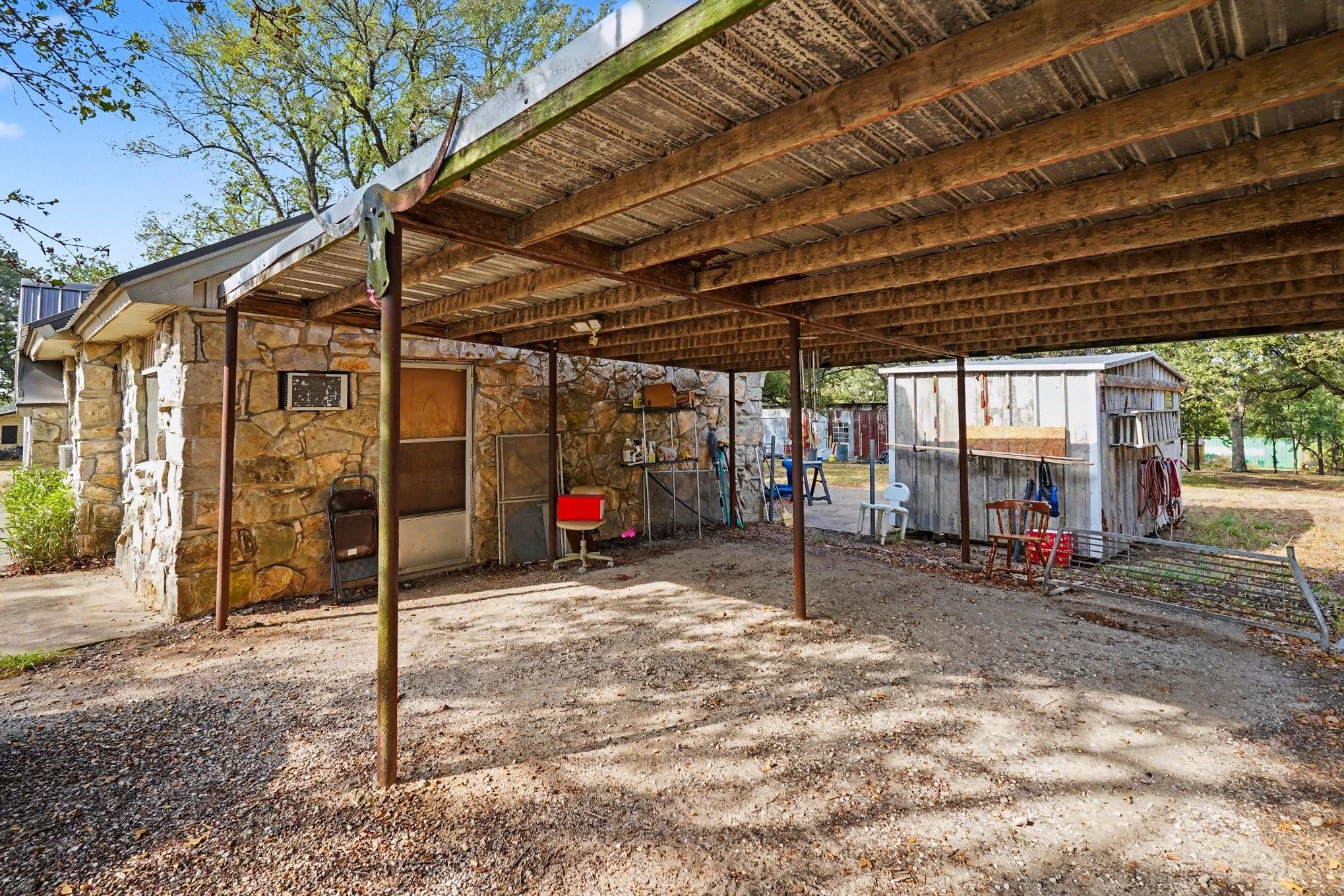 main property photo 6