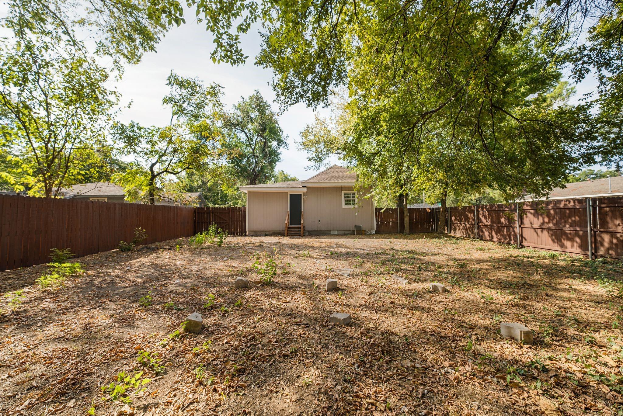 main property photo 24