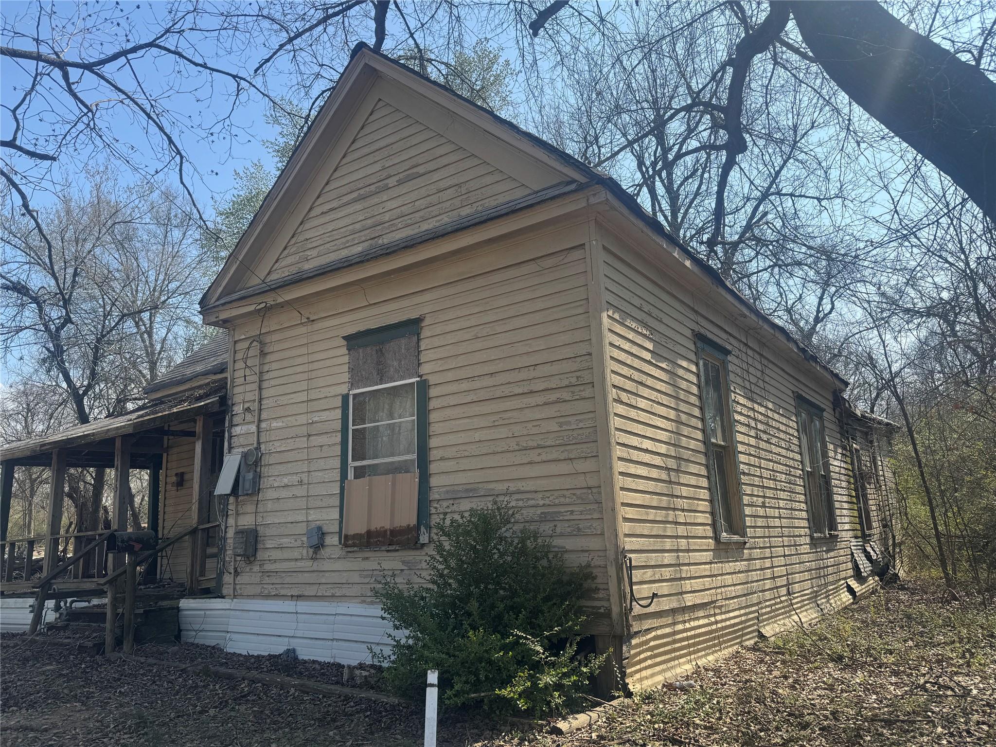 main property photo 3