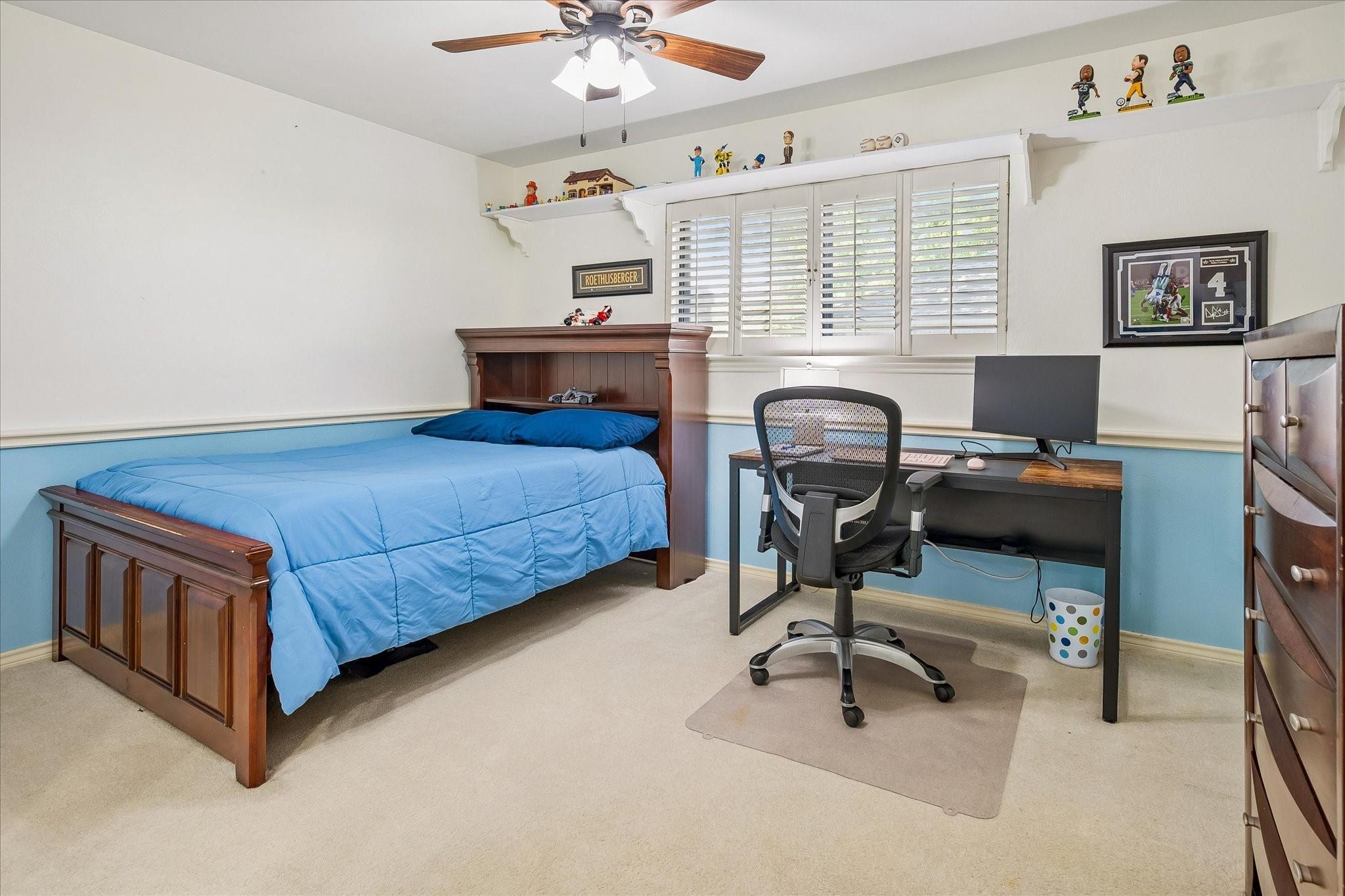 main property photo 18