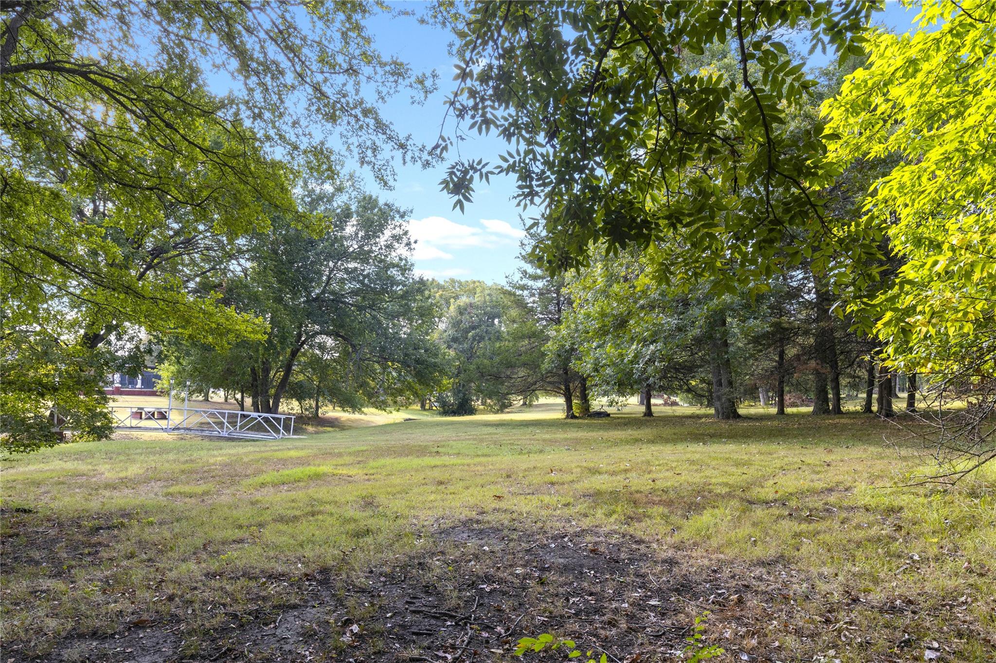main property photo 33