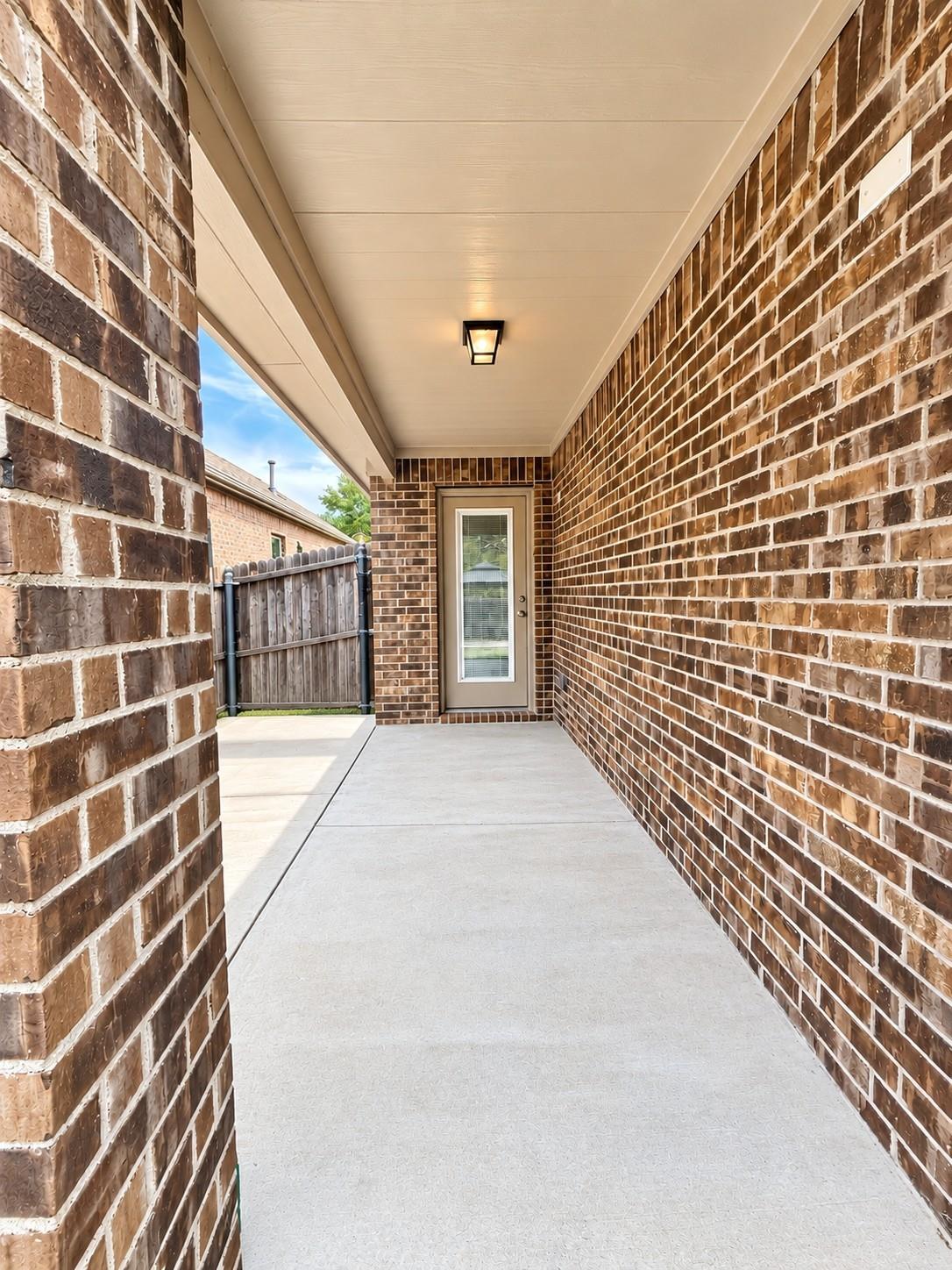main property photo 26