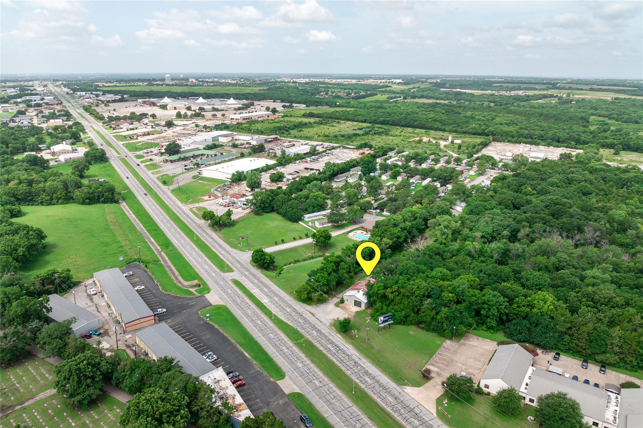 main property photo 32