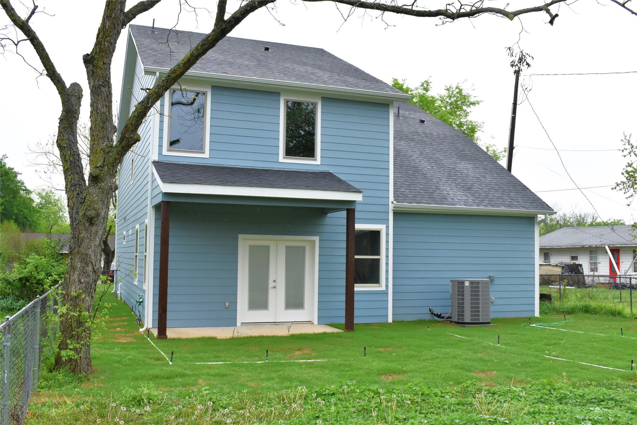 main property photo 21