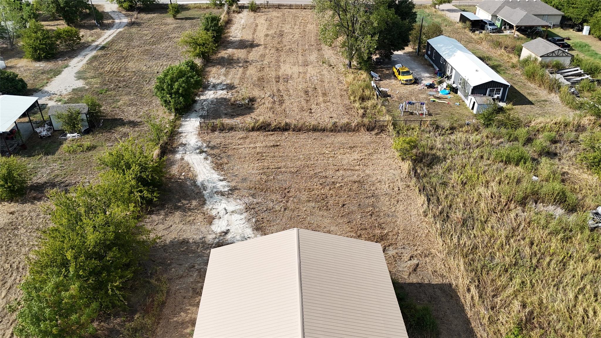 main property photo 10