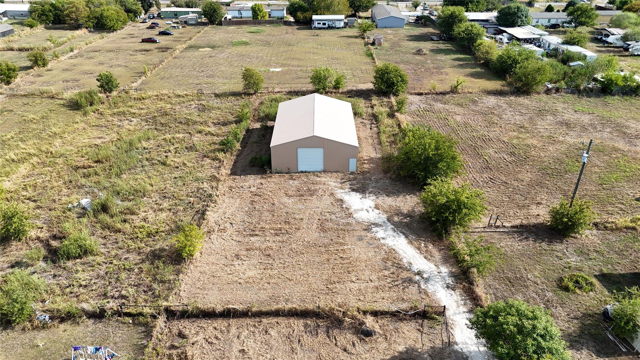 main property photo 6