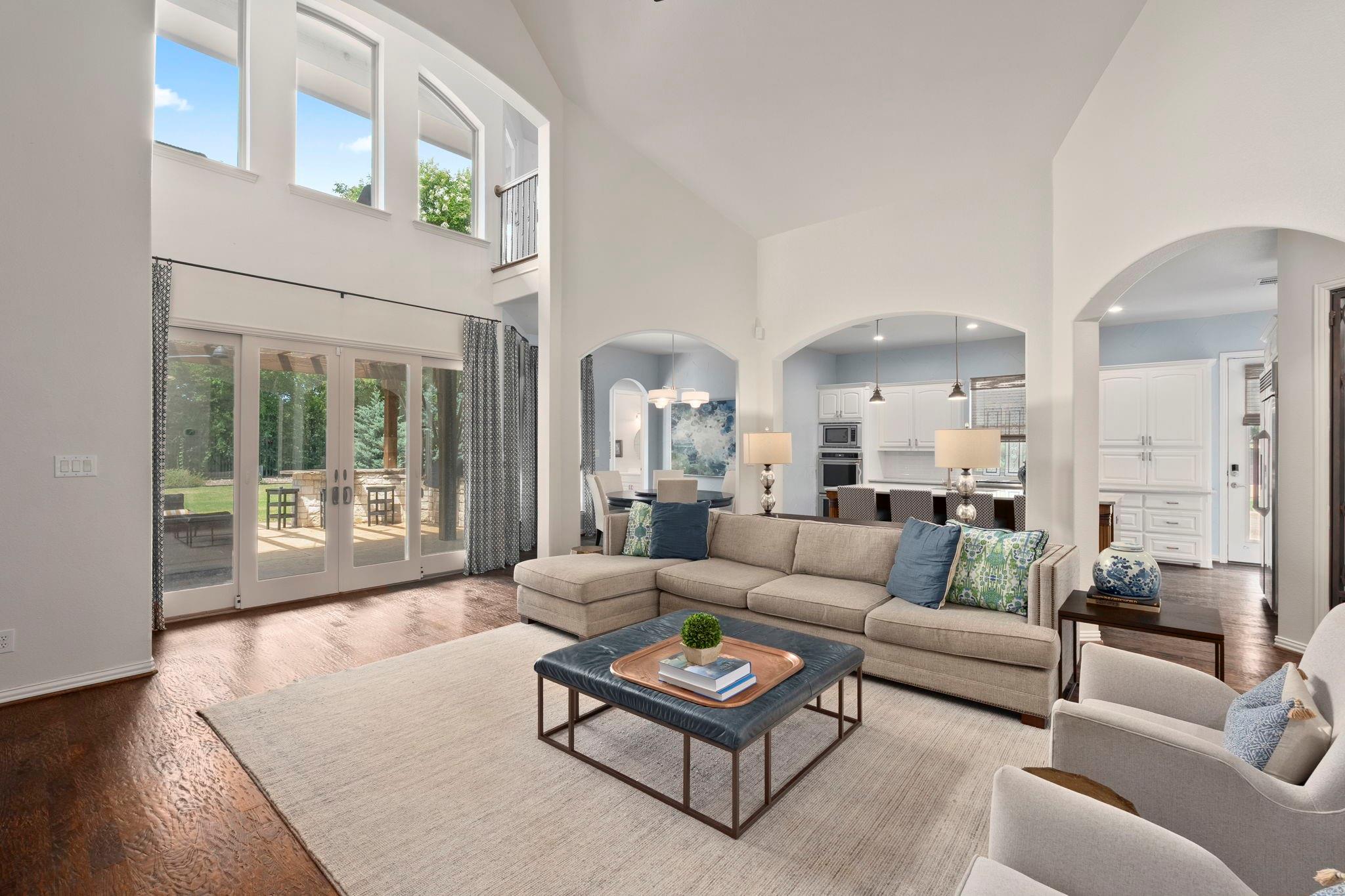 main property photo 10