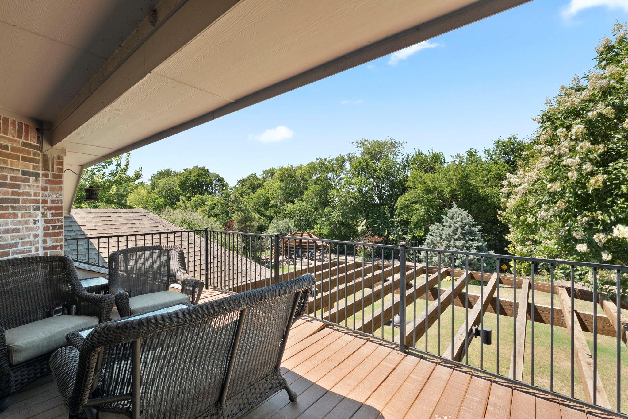 main property photo 29