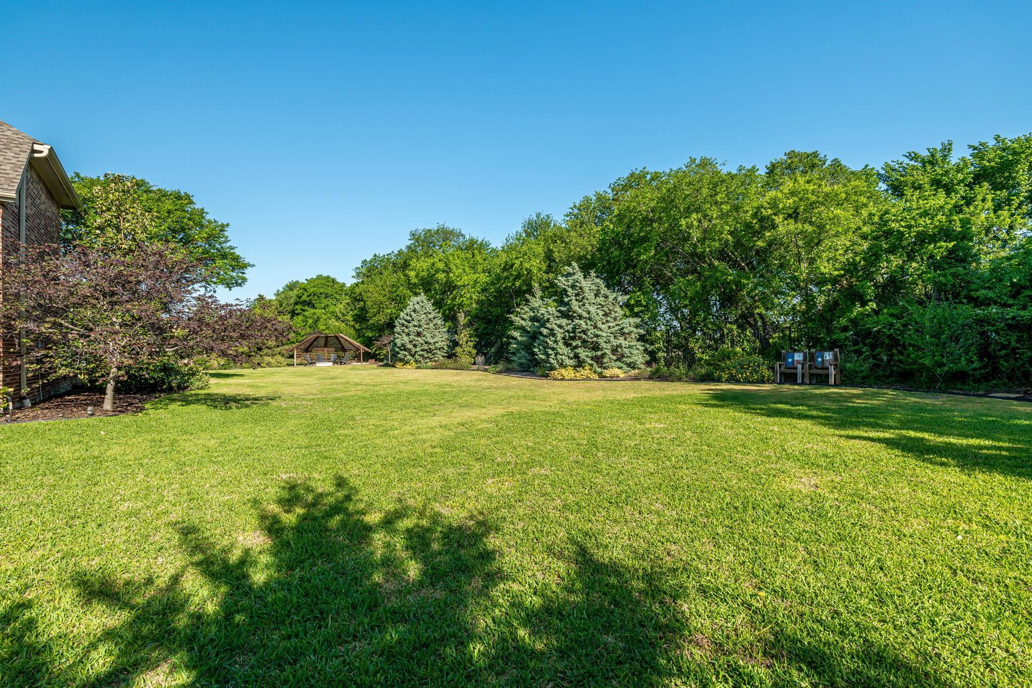 main property photo 34