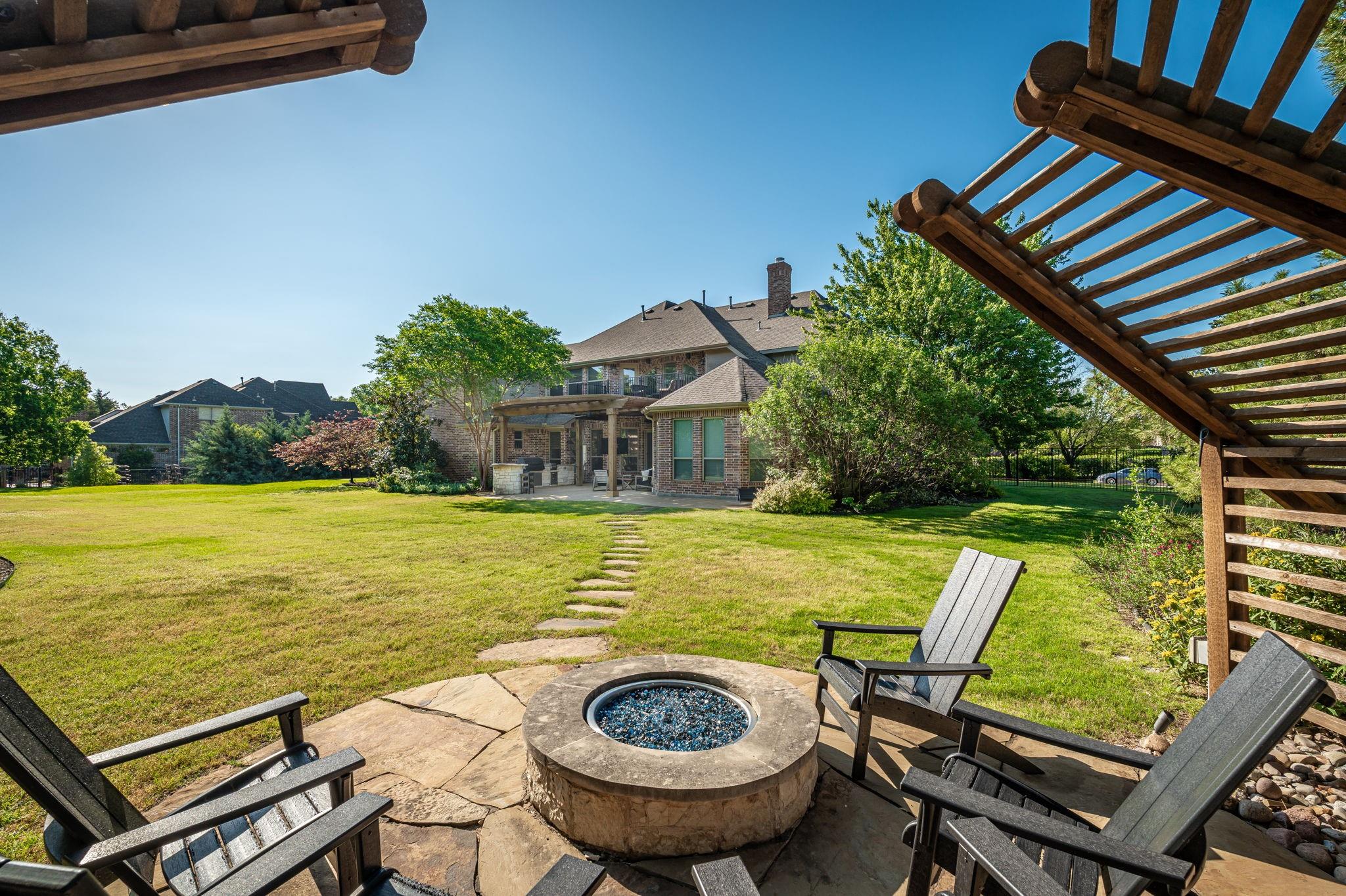 main property photo 36