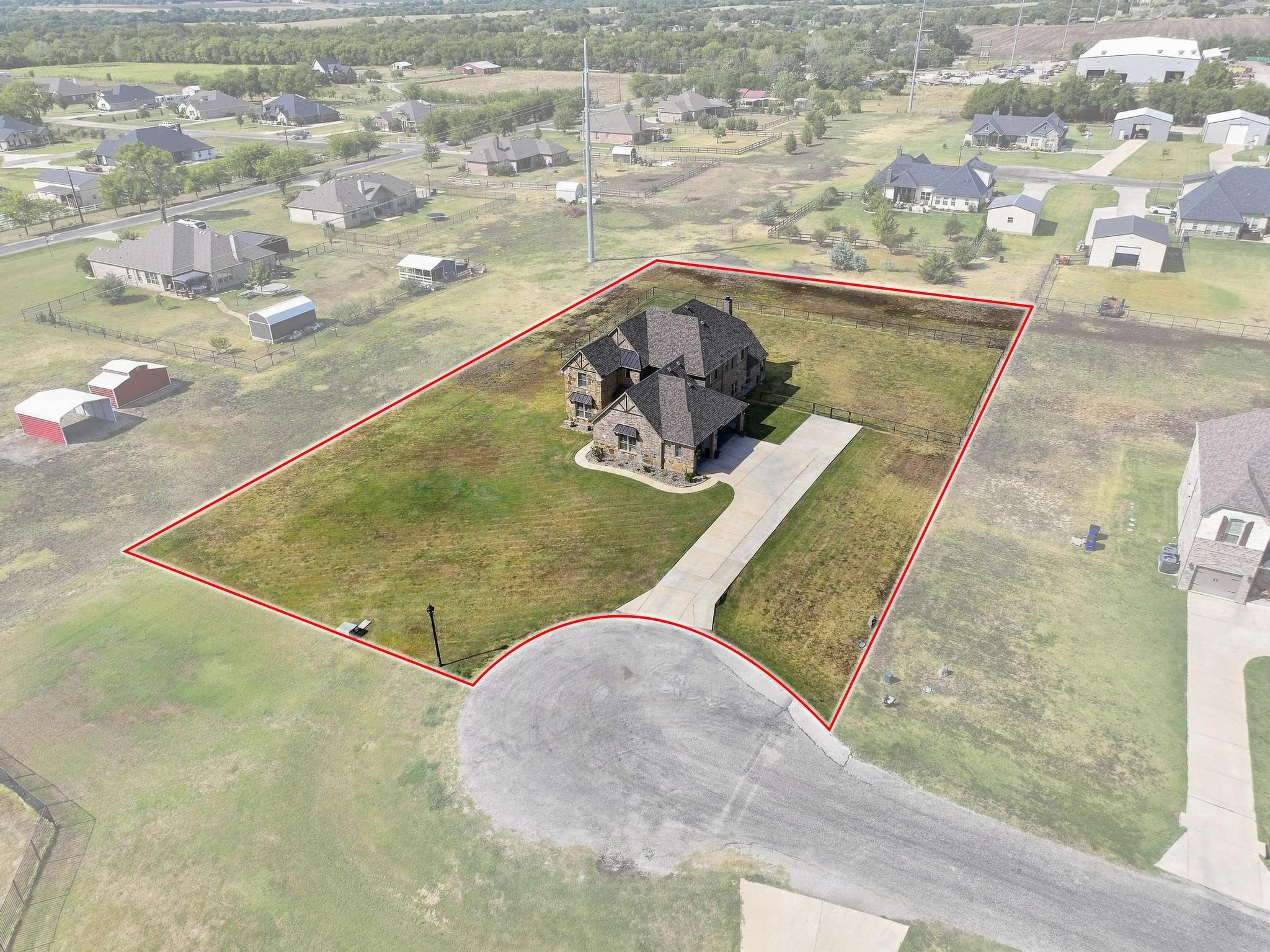 main property photo 2