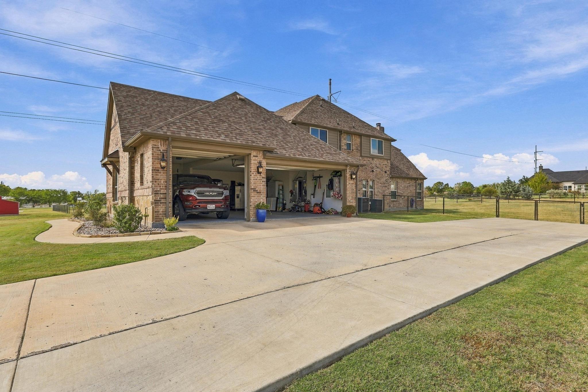 main property photo 35