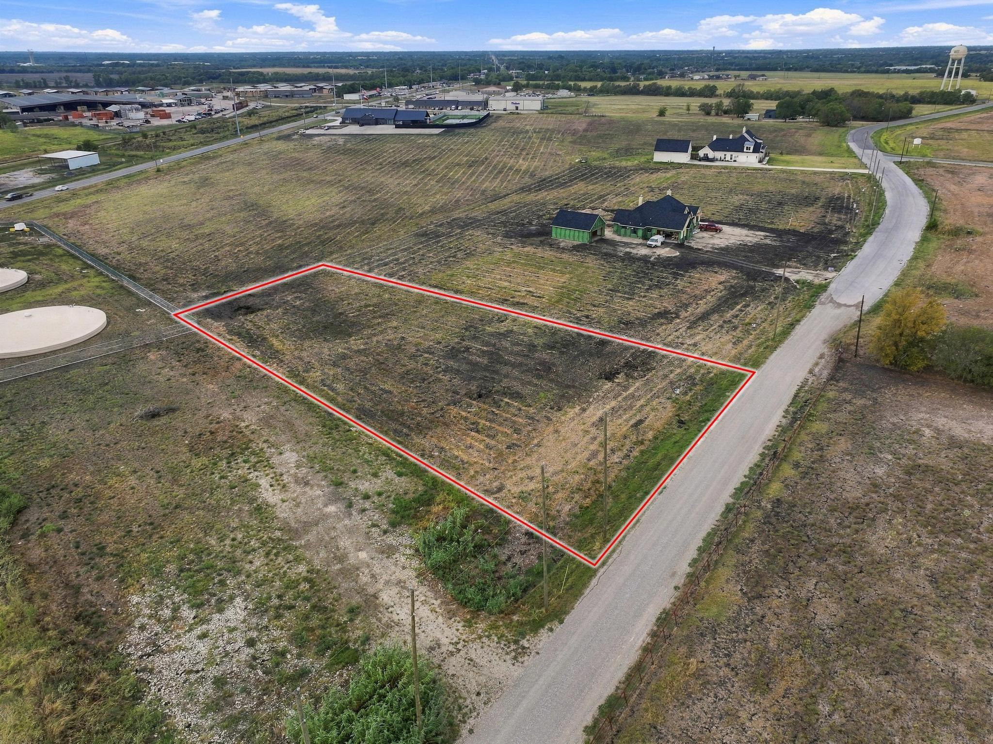 main property photo 2