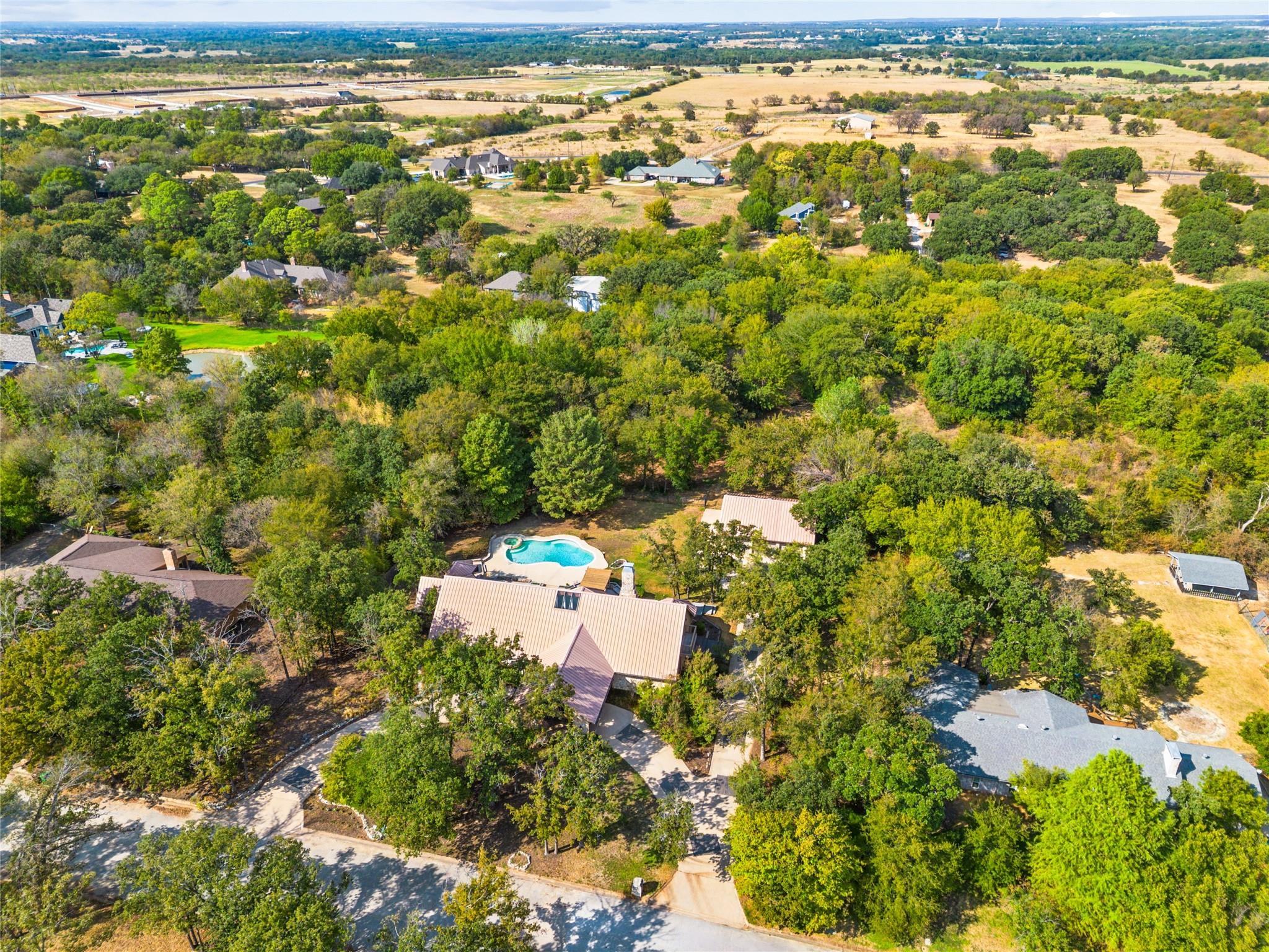 main property photo 31