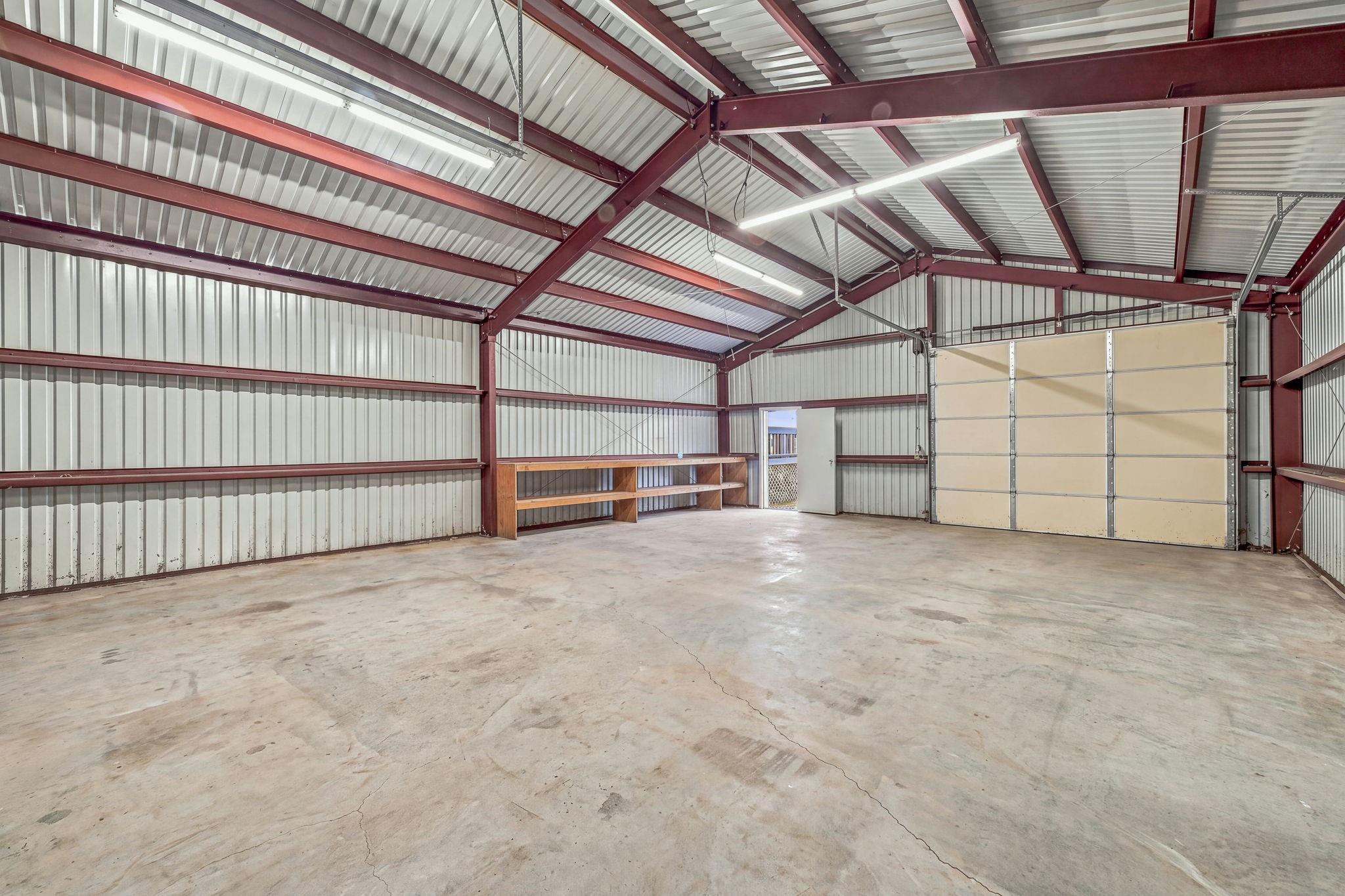 main property photo 31