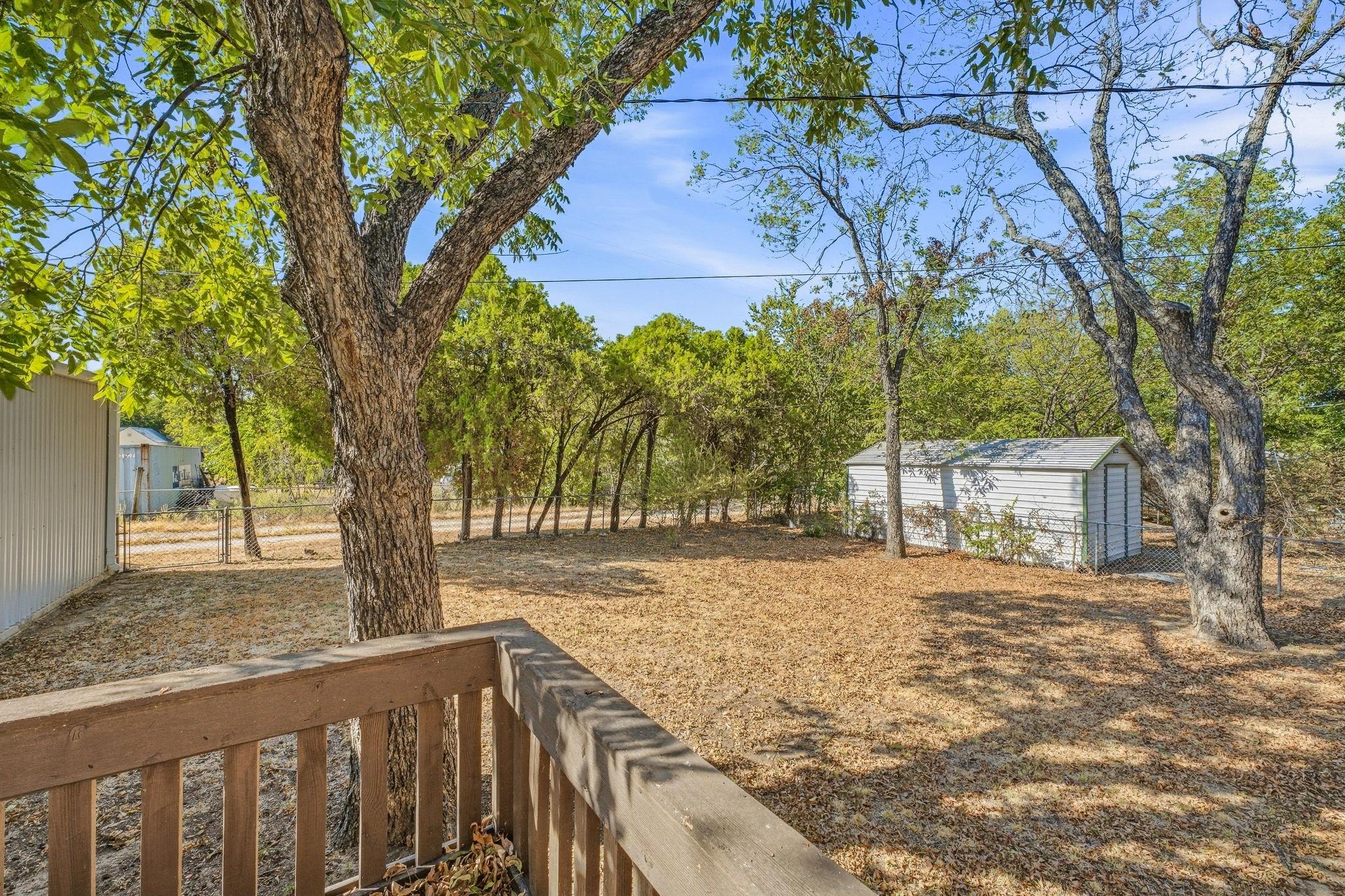 main property photo 32