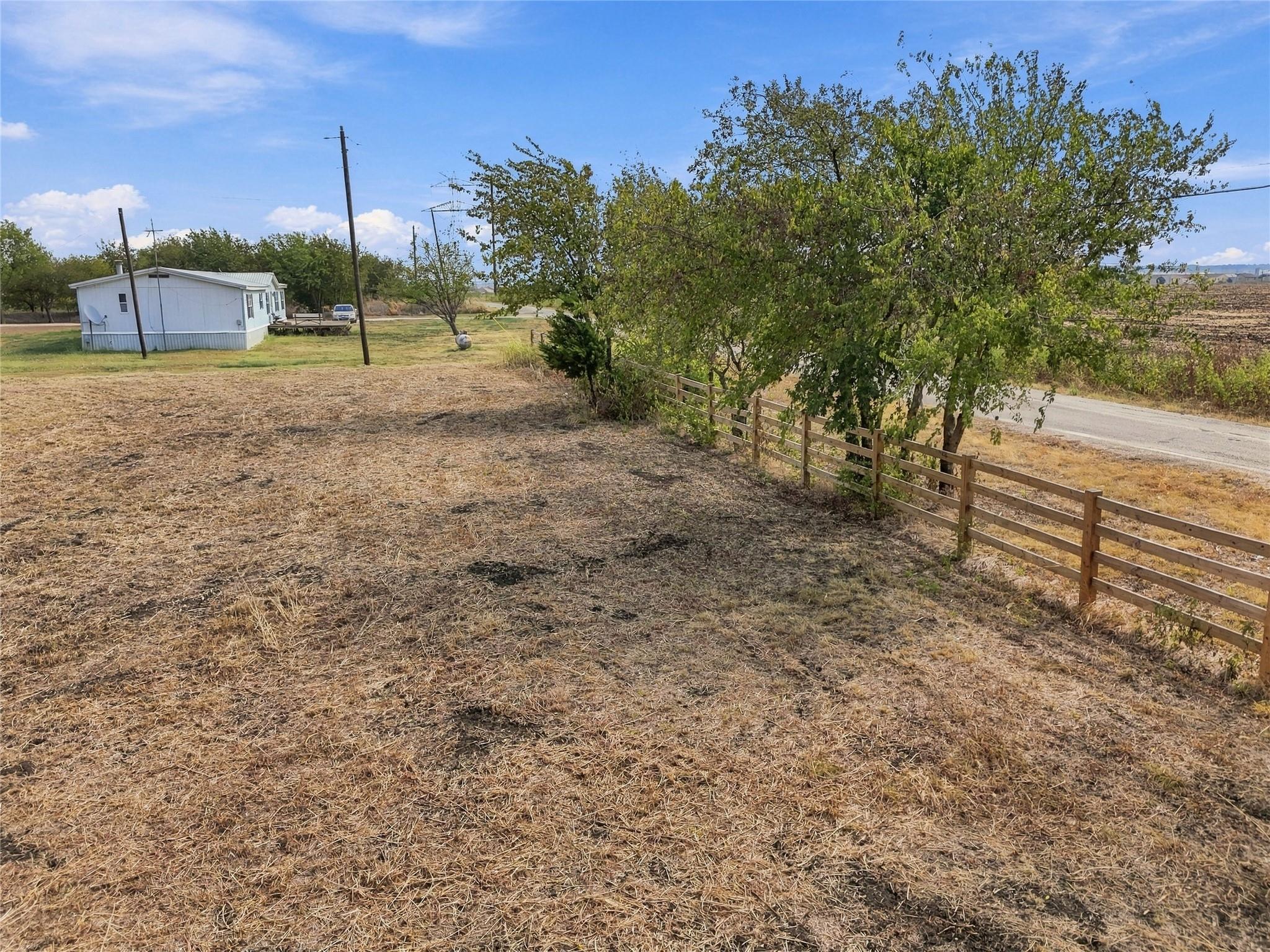 main property photo 20