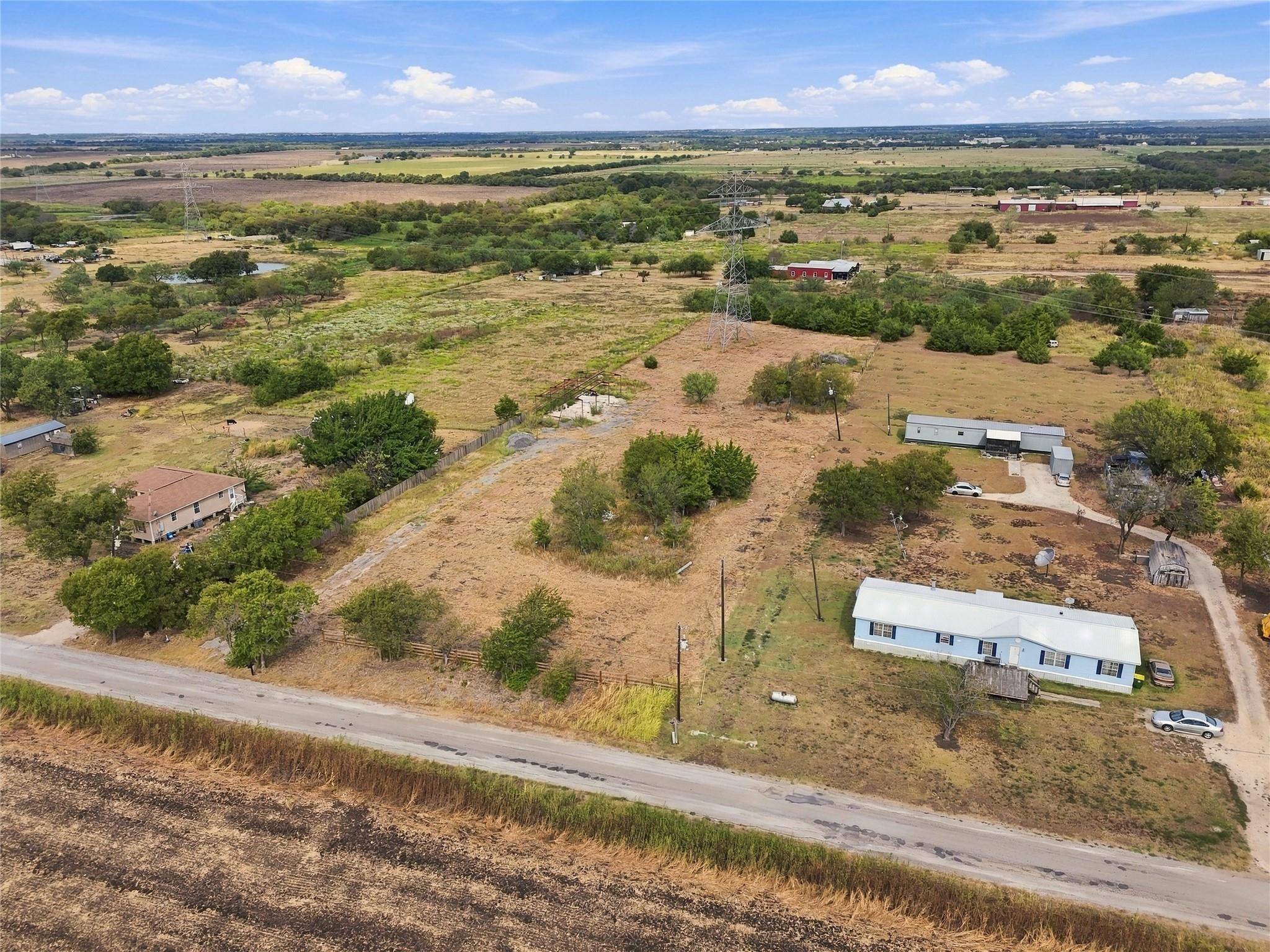 main property photo 5