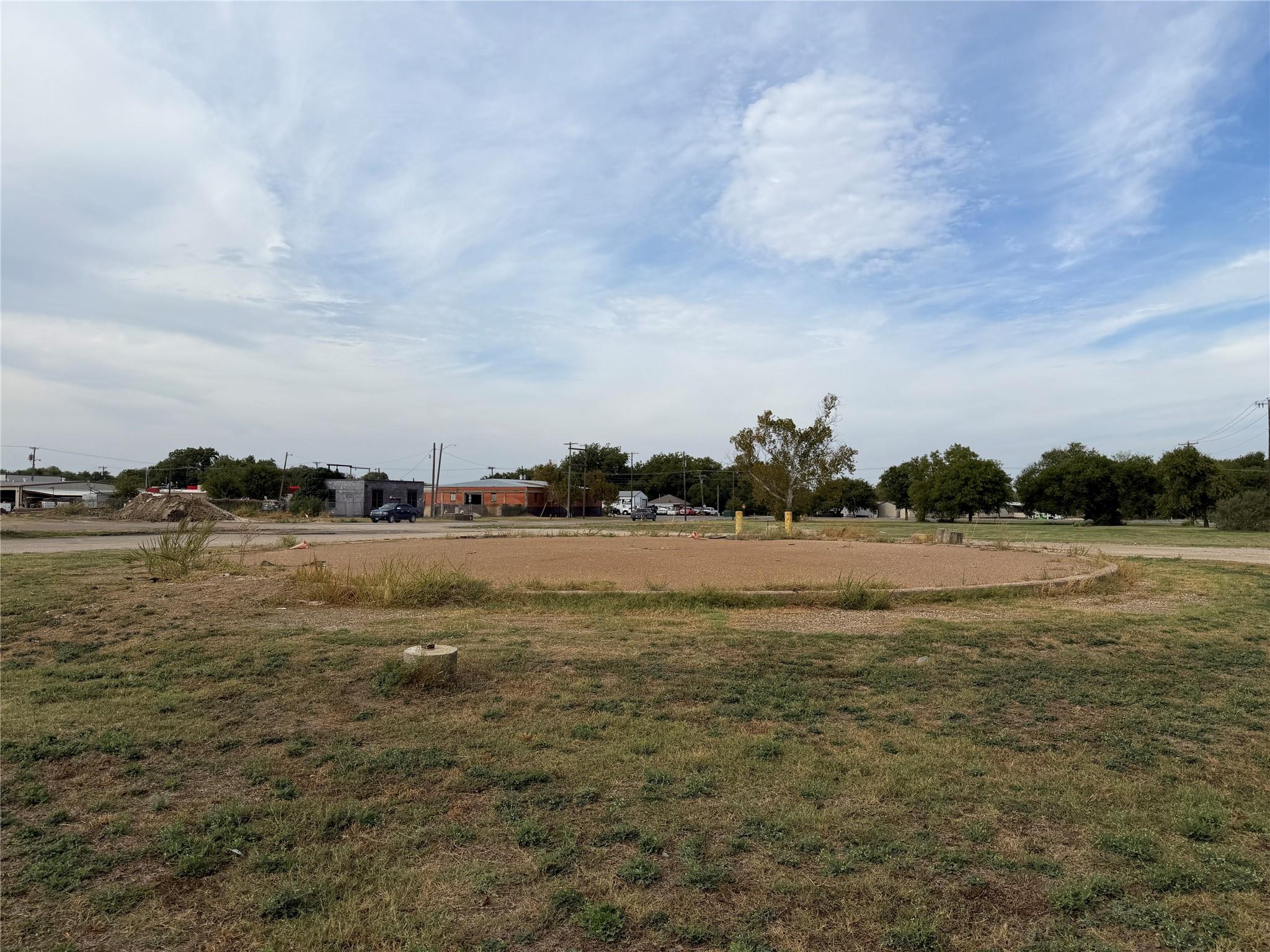 main property photo 10