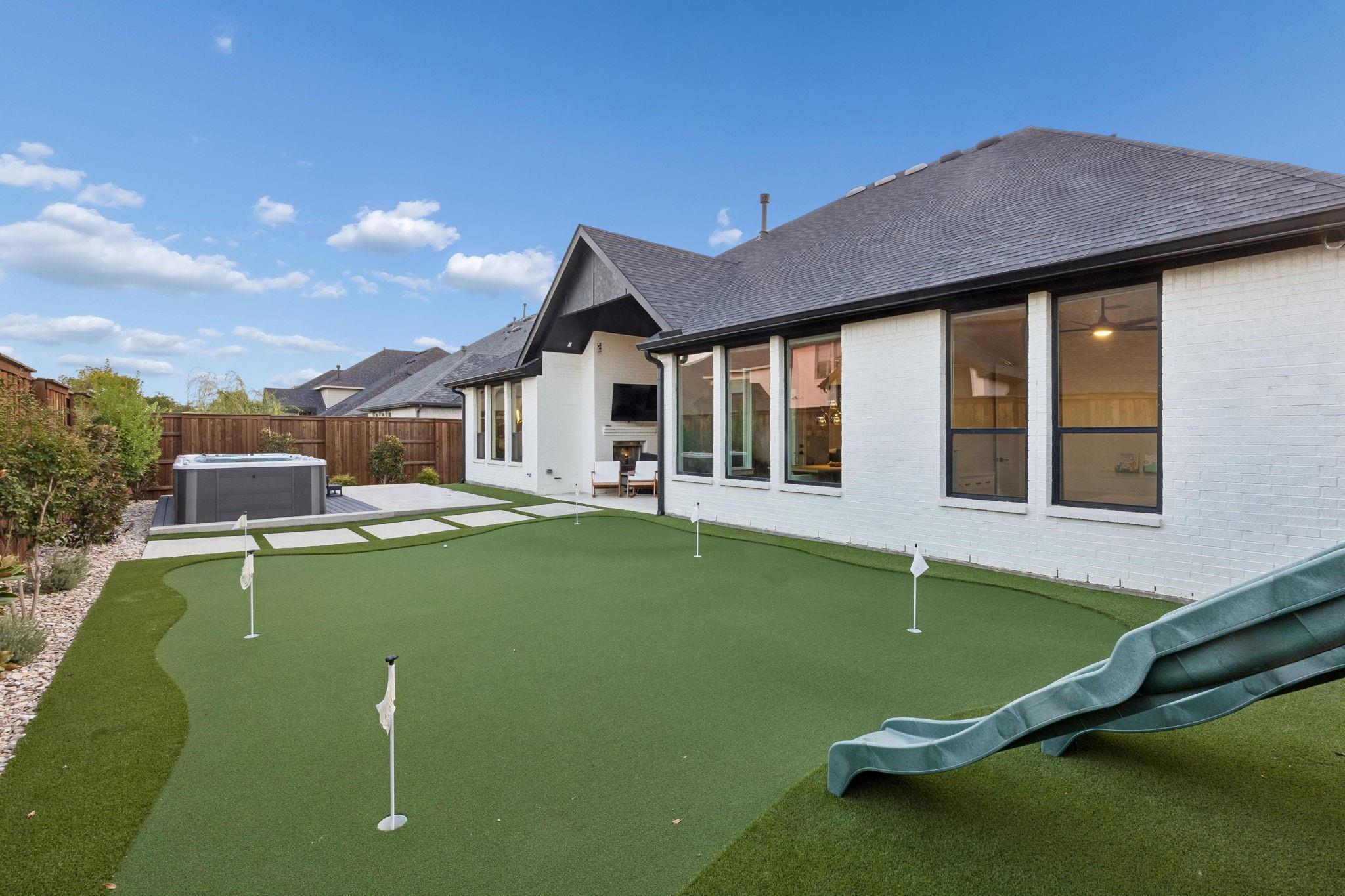 main property photo 4