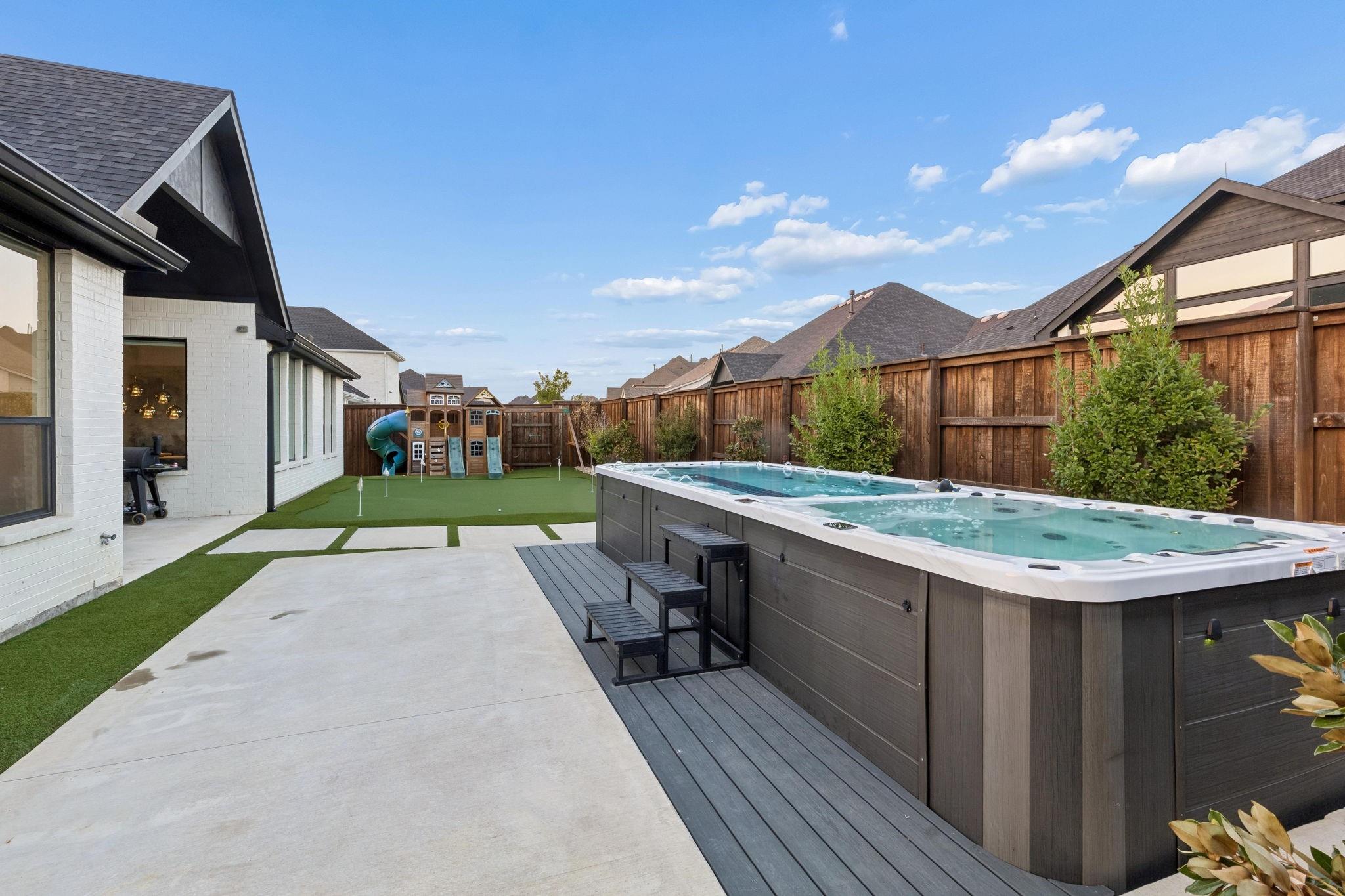 main property photo 5