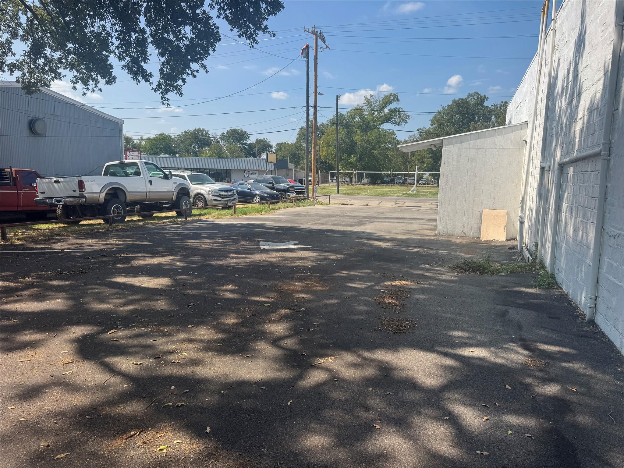 main property photo 21