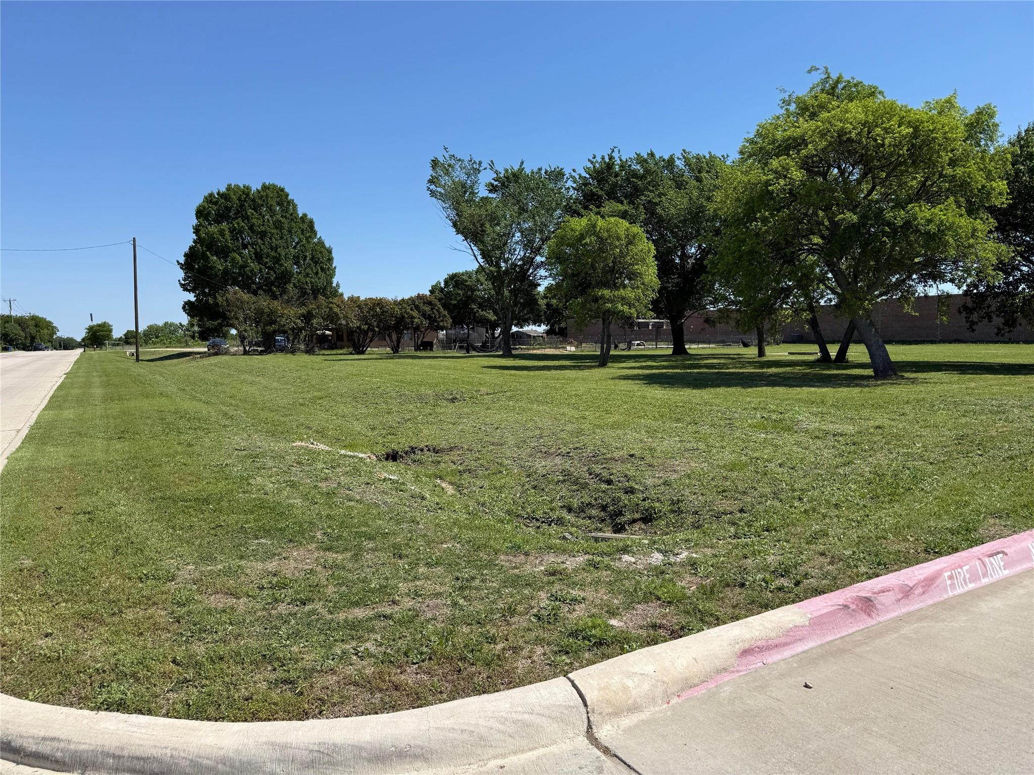 main property photo 3