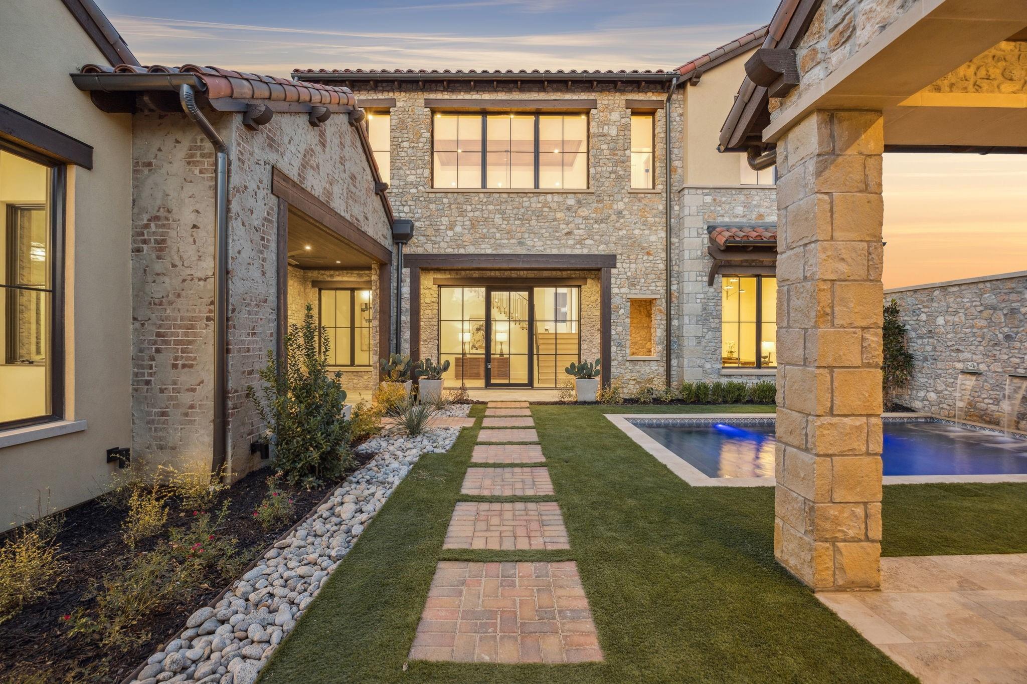 main property photo 37