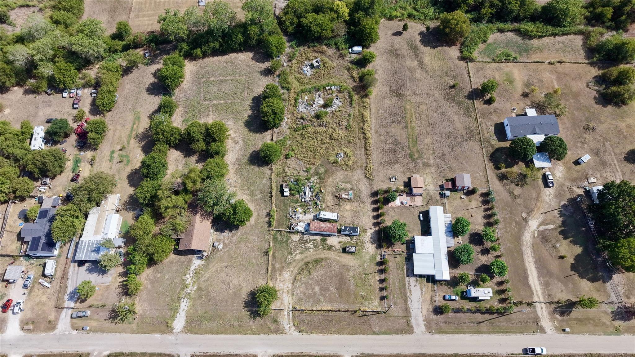main property photo 9
