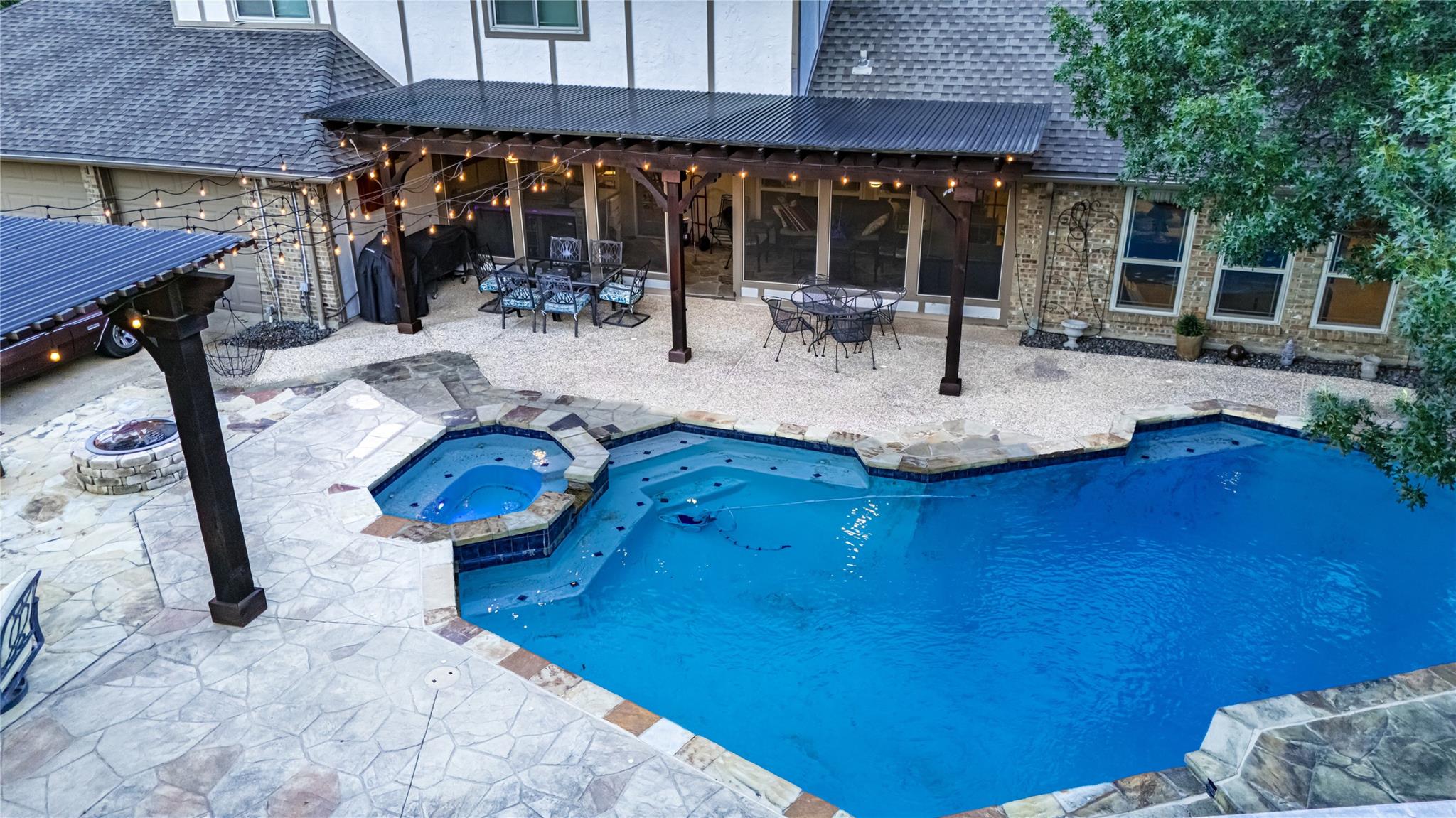 main property photo 35
