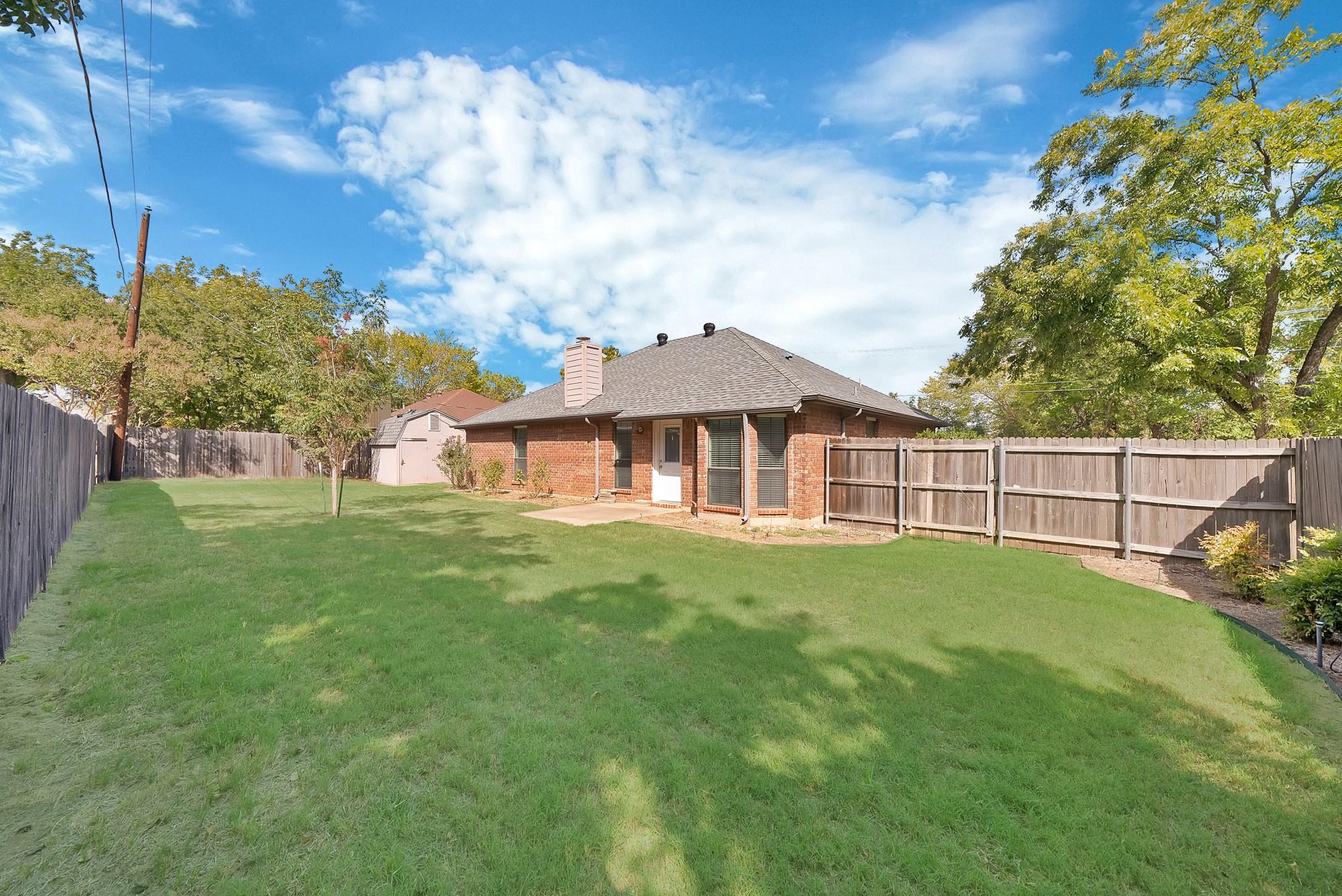 main property photo 22