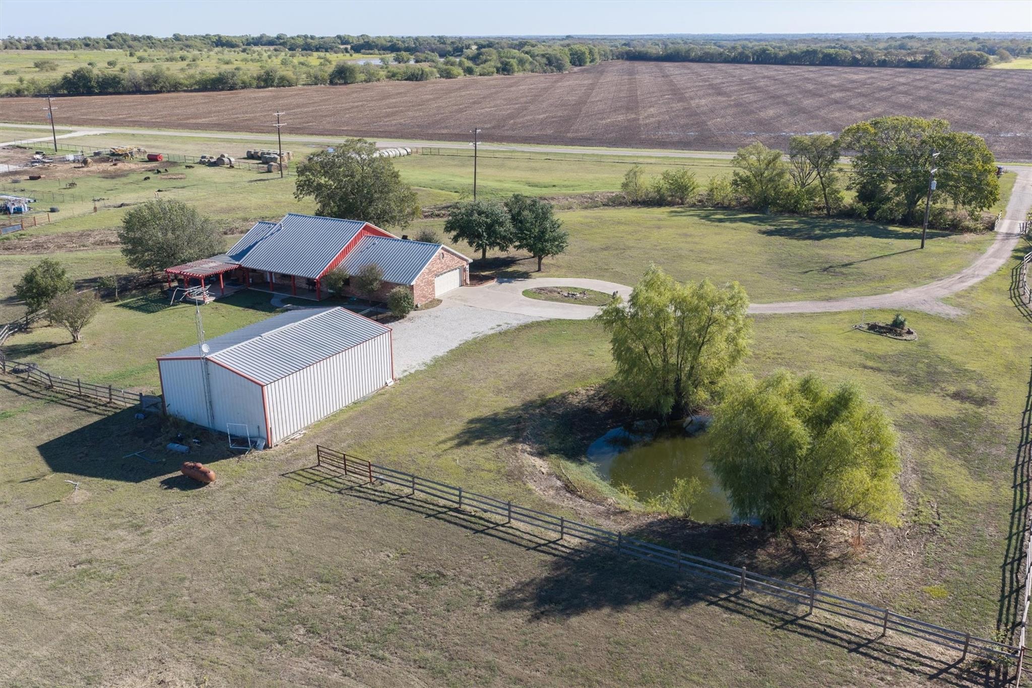 main property photo 35