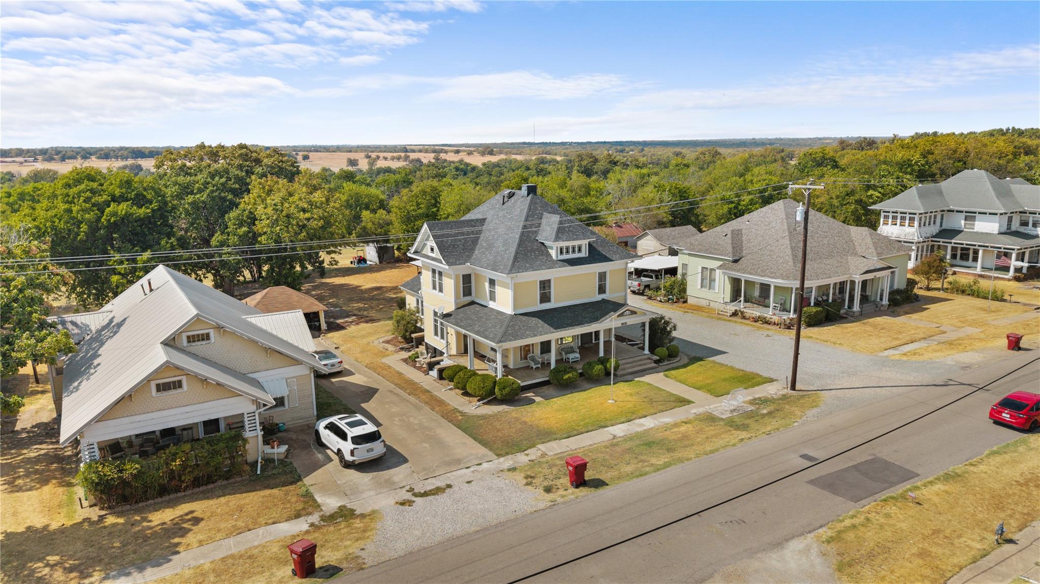 main property photo 33