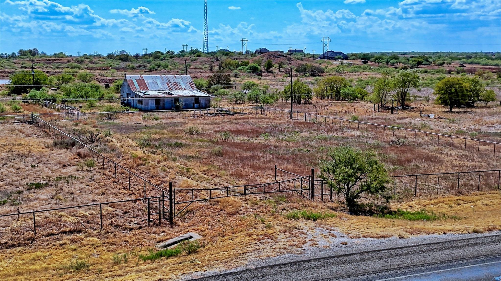 main property photo 7
