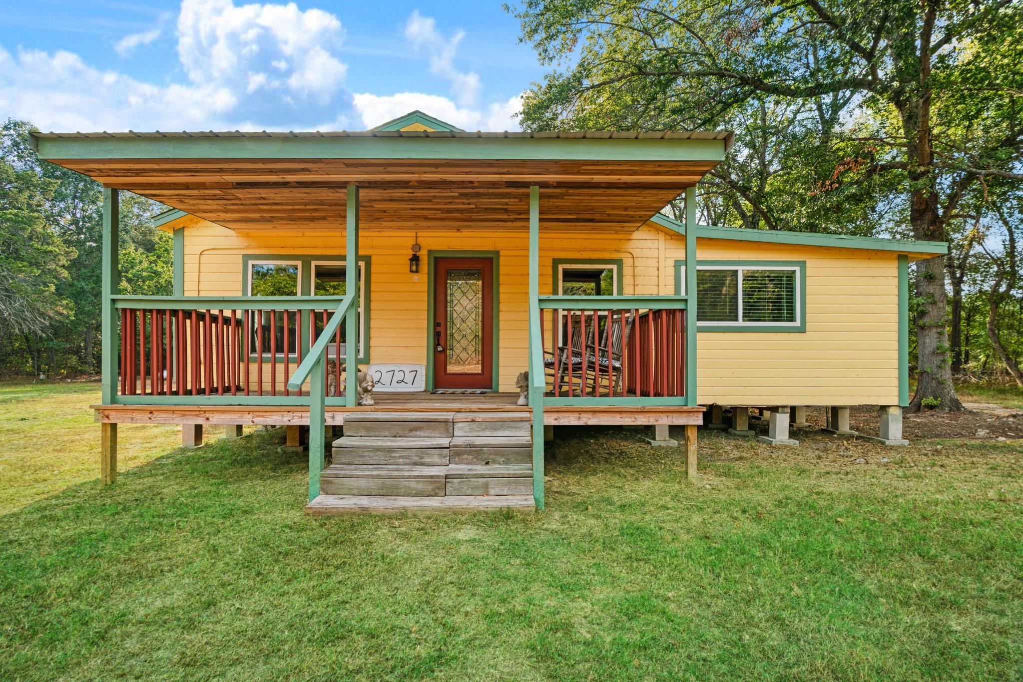 main property photo 17