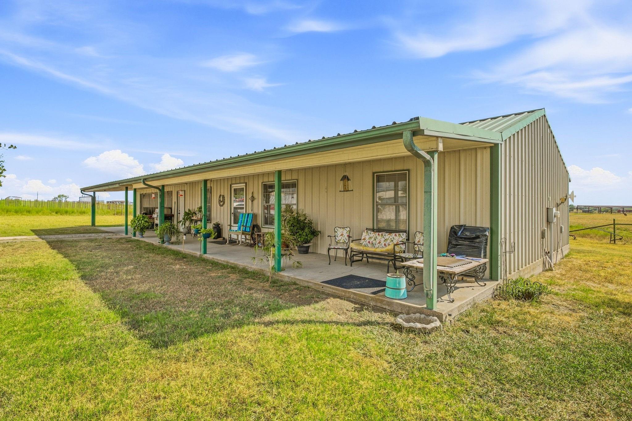main property photo 33