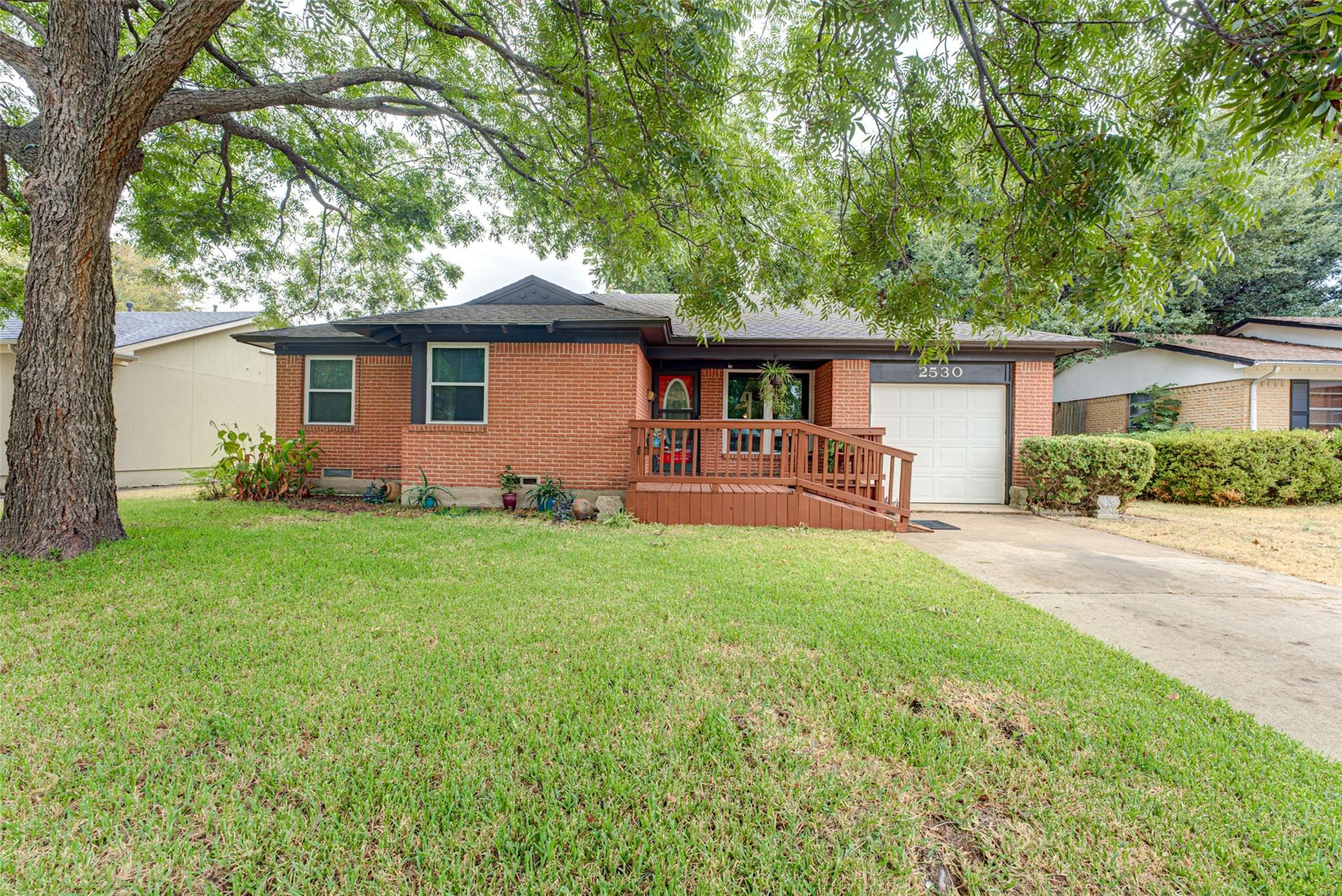 main property photo 2
