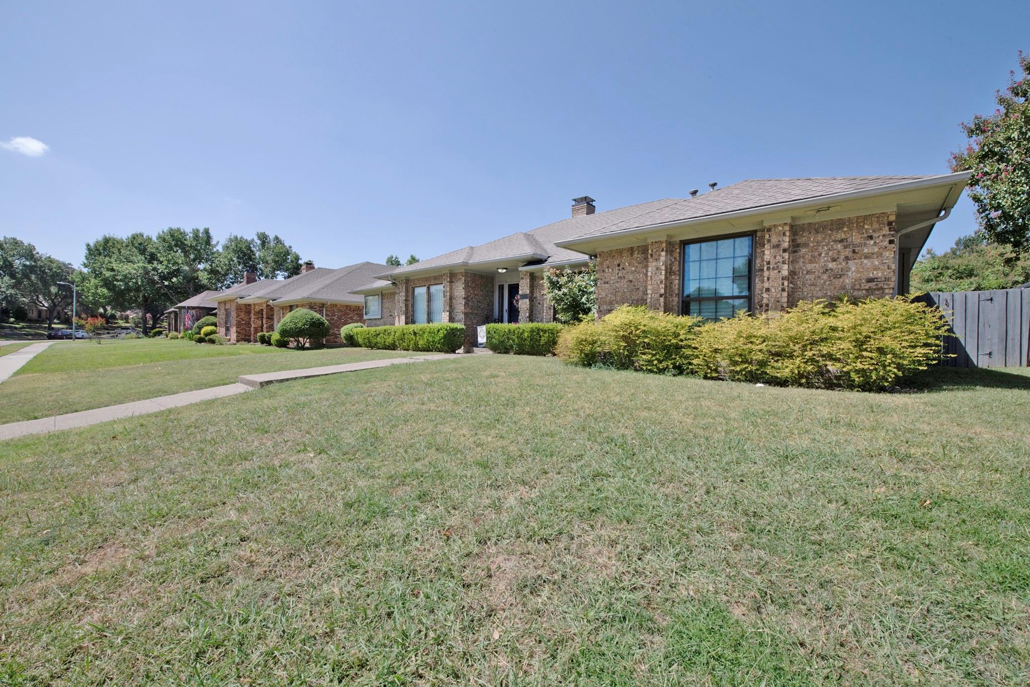 main property photo 35
