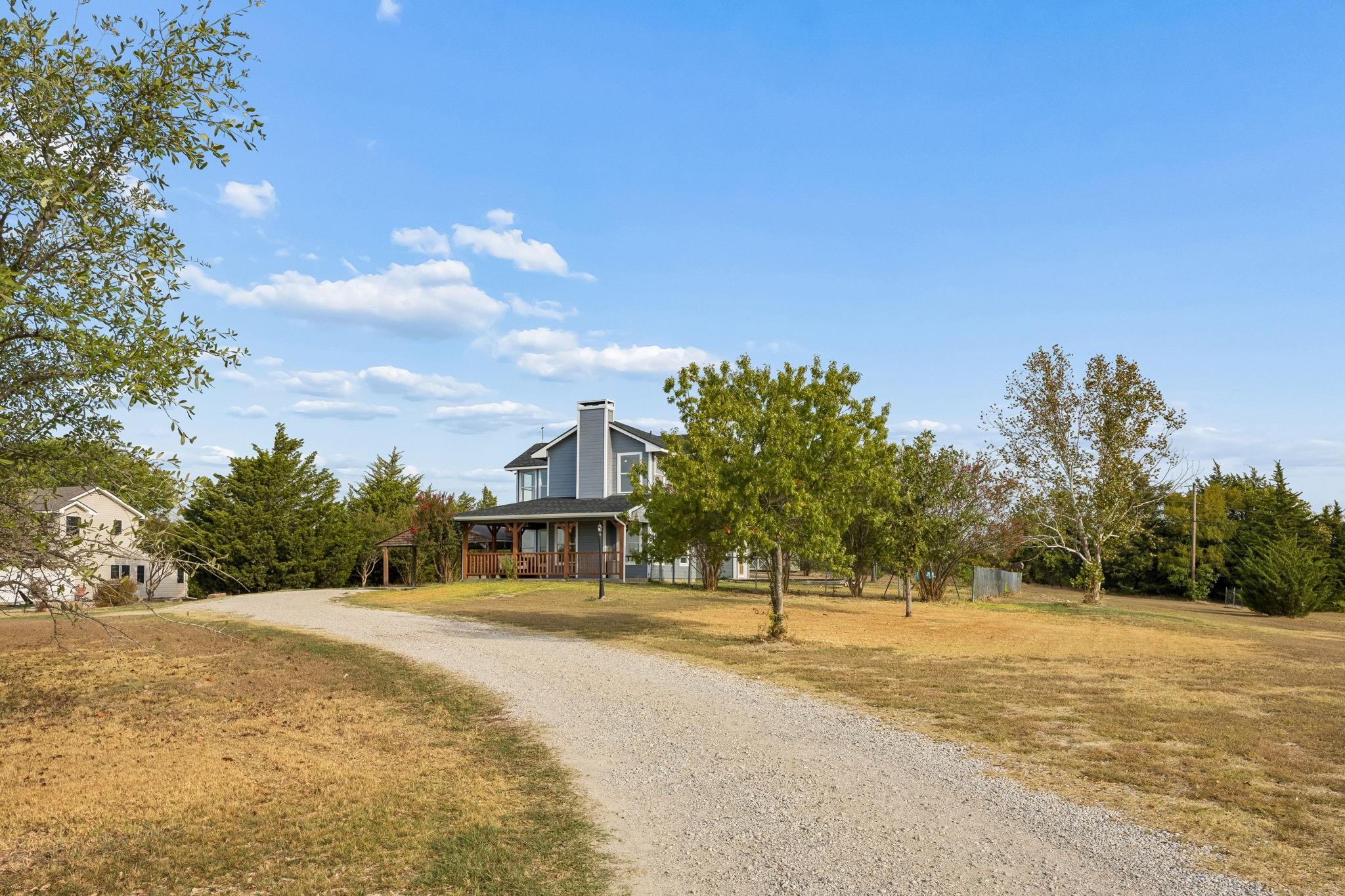 main property photo 2