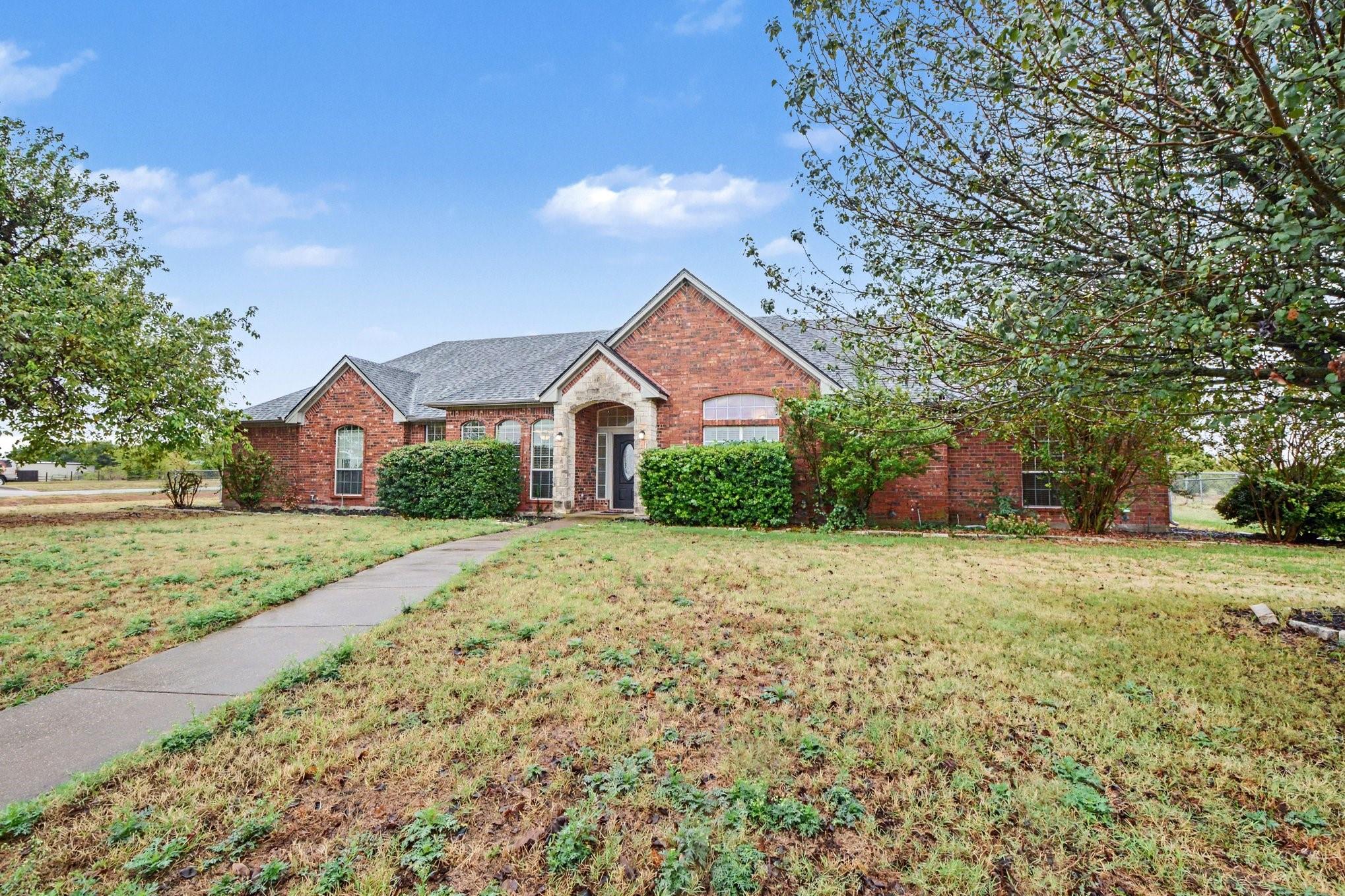 main property photo 2