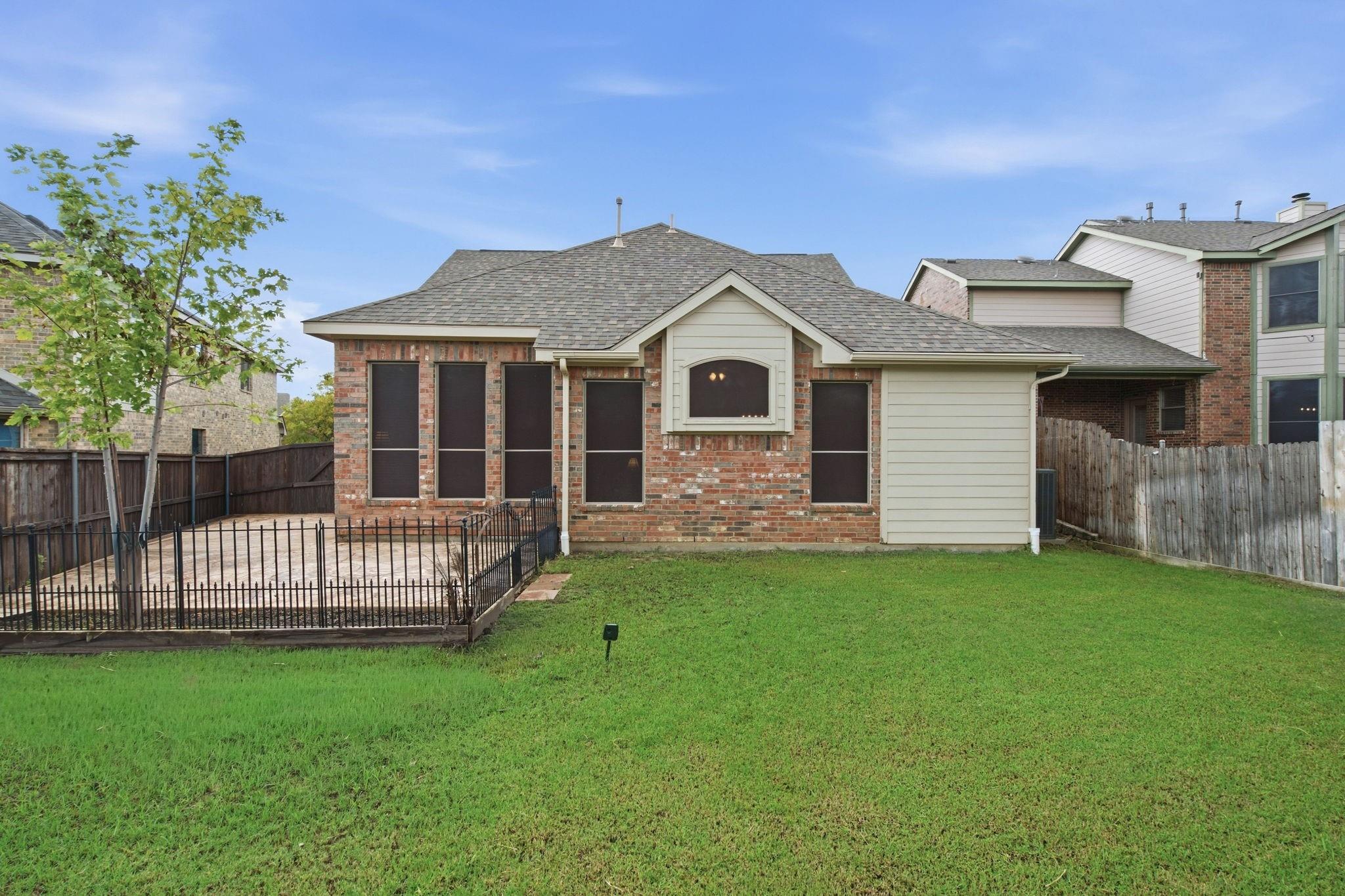 main property photo 31